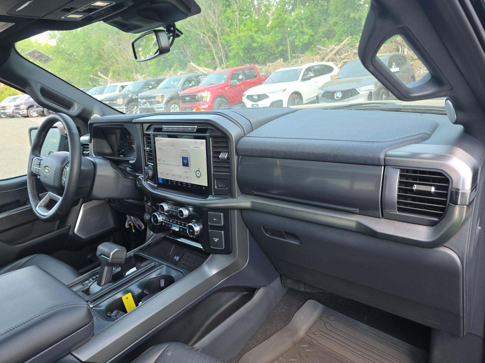 2024 Ford F-150 Hybrid Lariat AWD