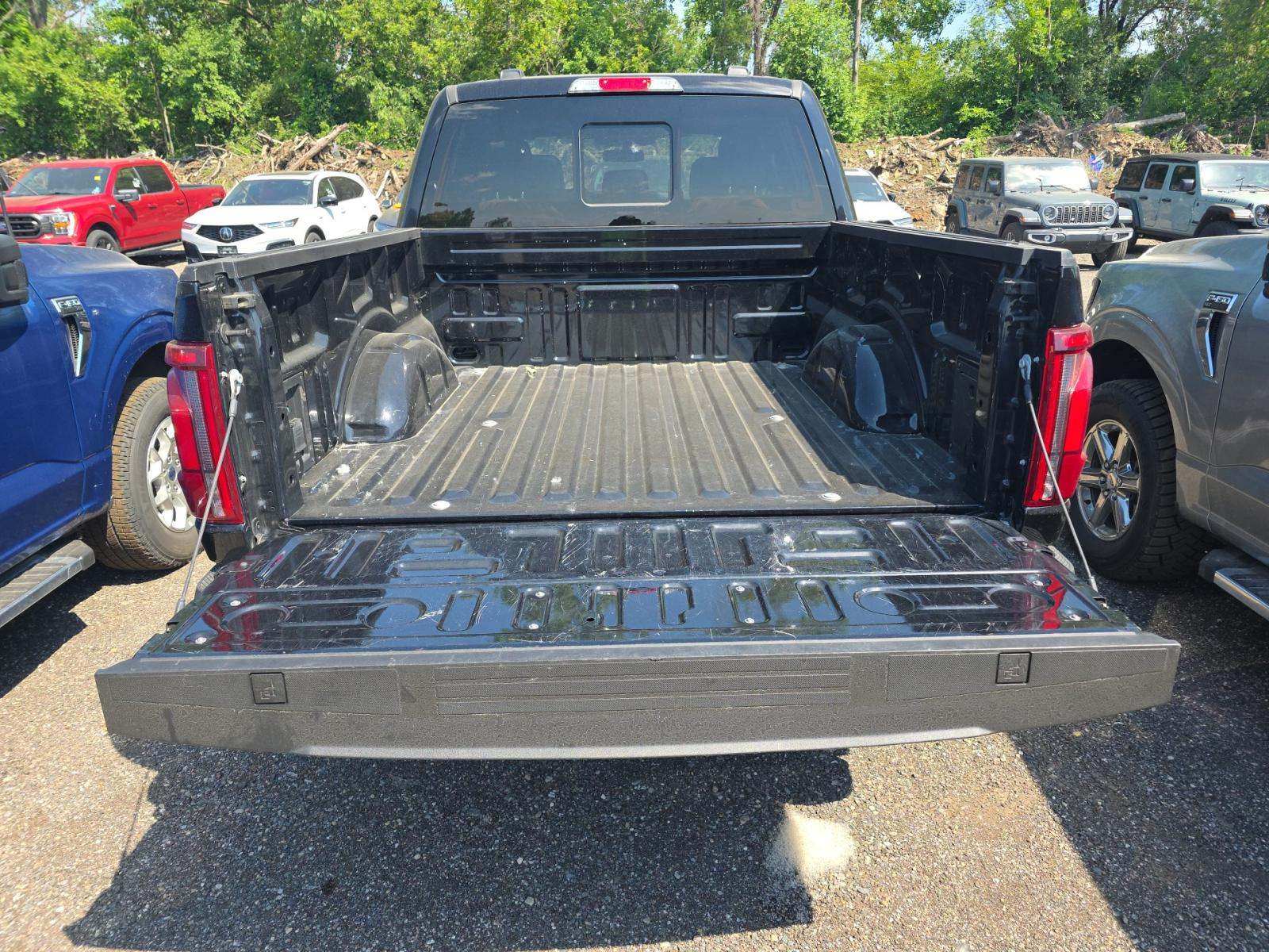 2024 Ford F-150 Hybrid Lariat AWD