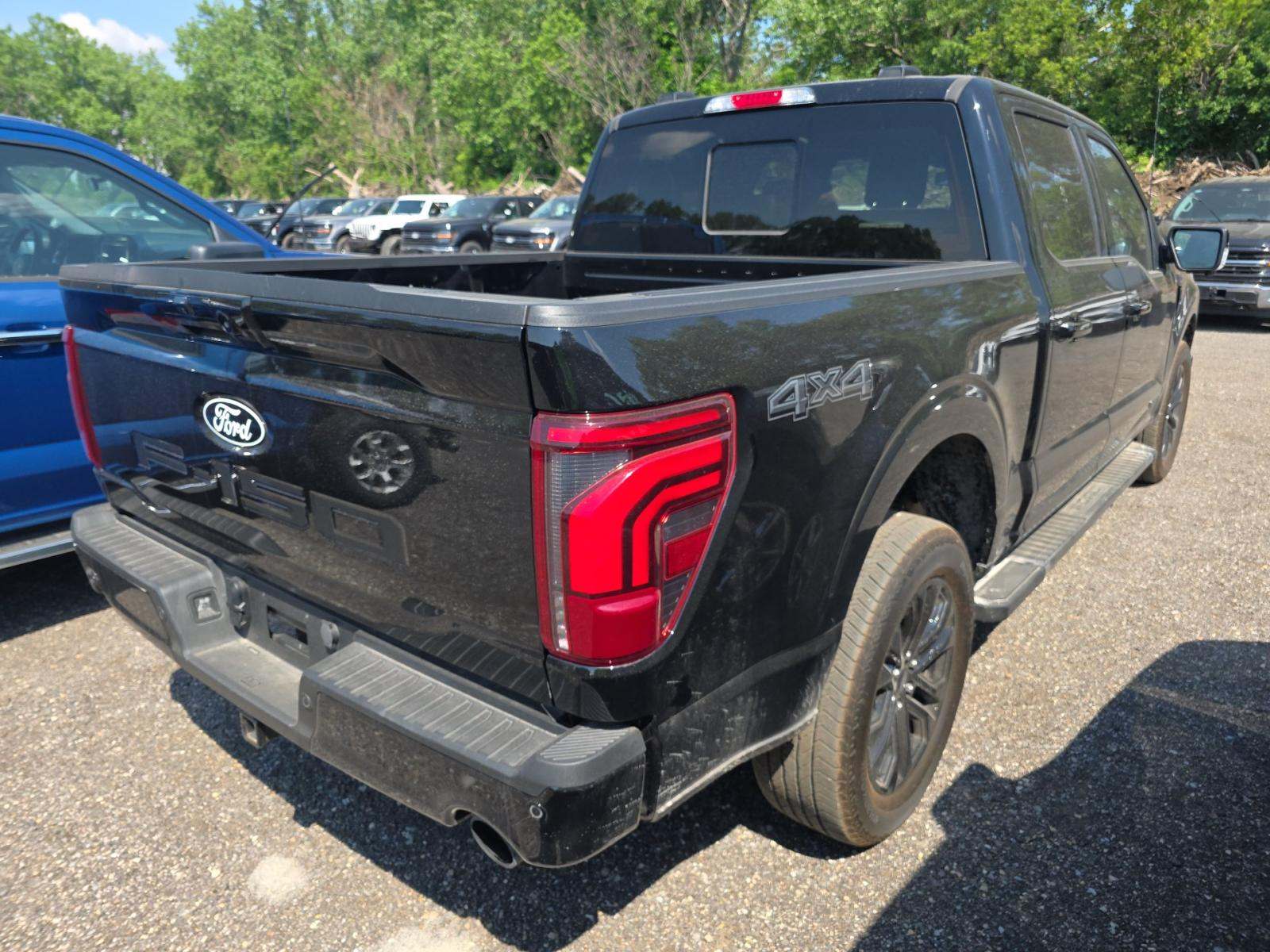 2024 Ford F-150 Hybrid Lariat AWD