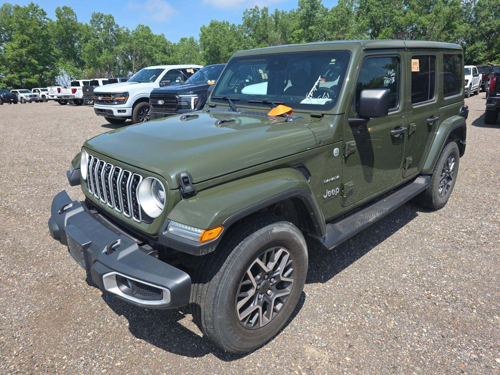 2024 Jeep Wrangler Sahara AWD