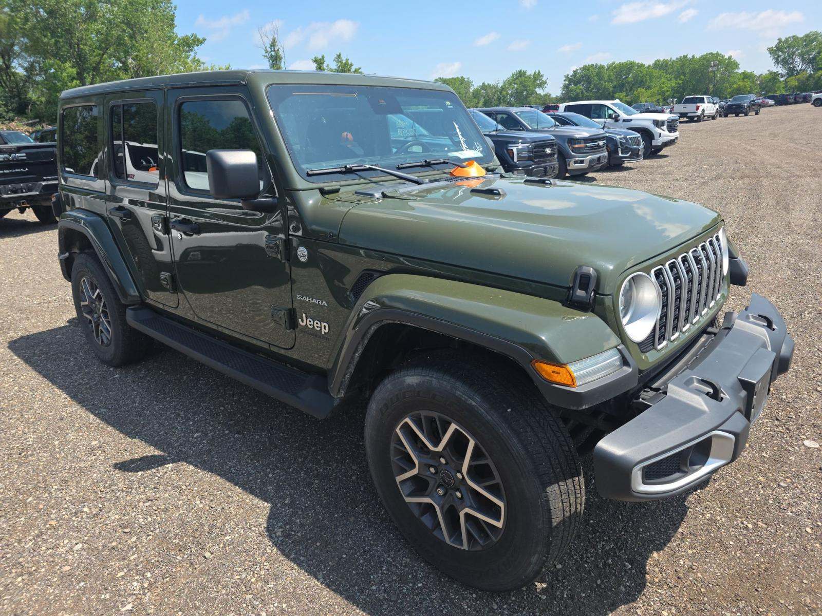 2024 Jeep Wrangler Sahara AWD
