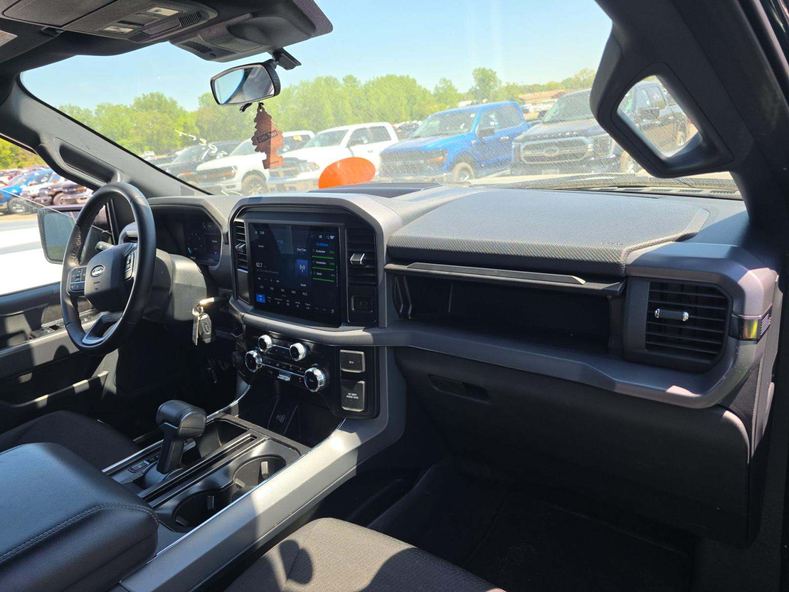 2025 Ford F-150 XLT AWD
