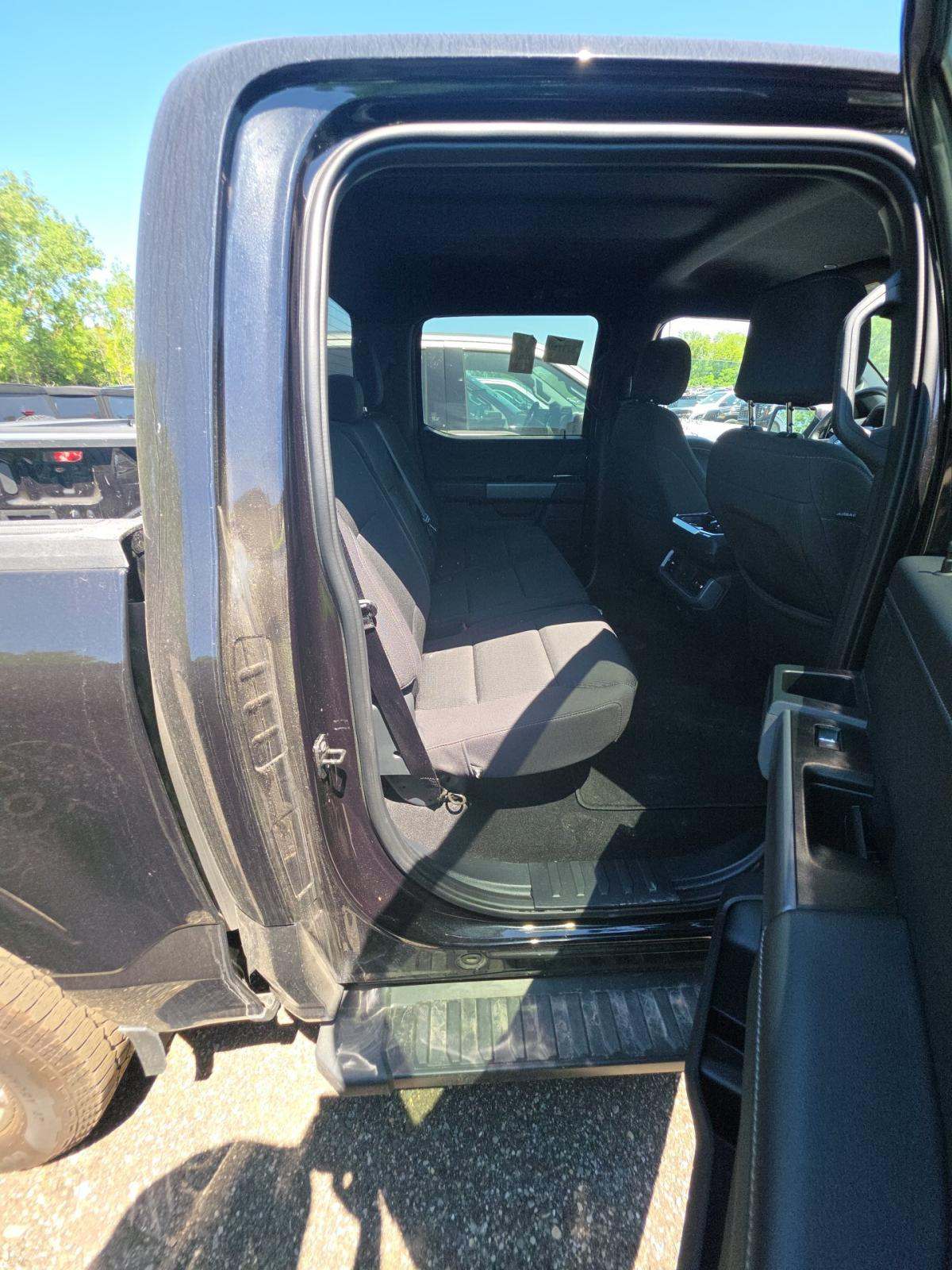 2025 Ford F-150 XLT AWD