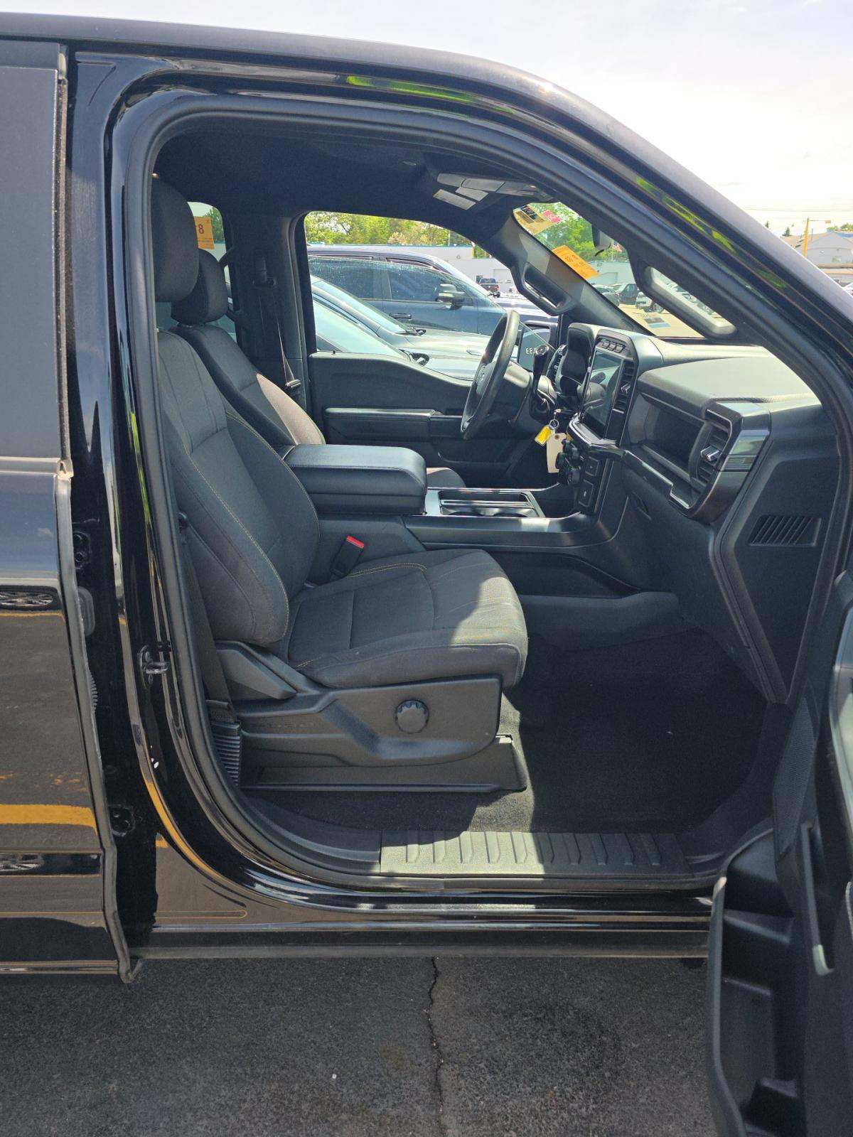 2024 Ford F-150 STX AWD