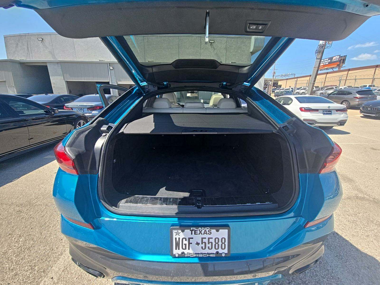 2024 BMW X6 M60i xDrive AWD