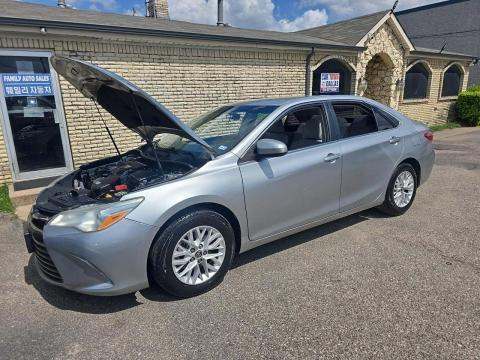 2016 Toyota Camry LE FWD