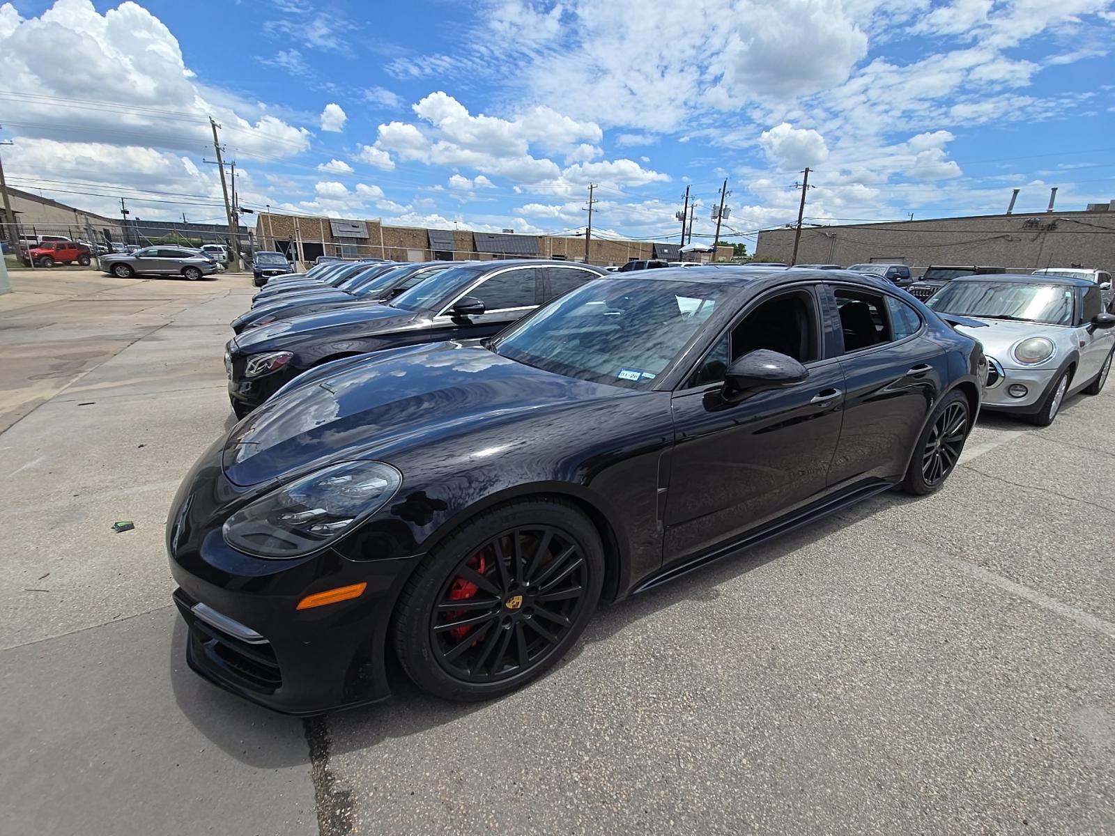 2020 Porsche Panamera GTS