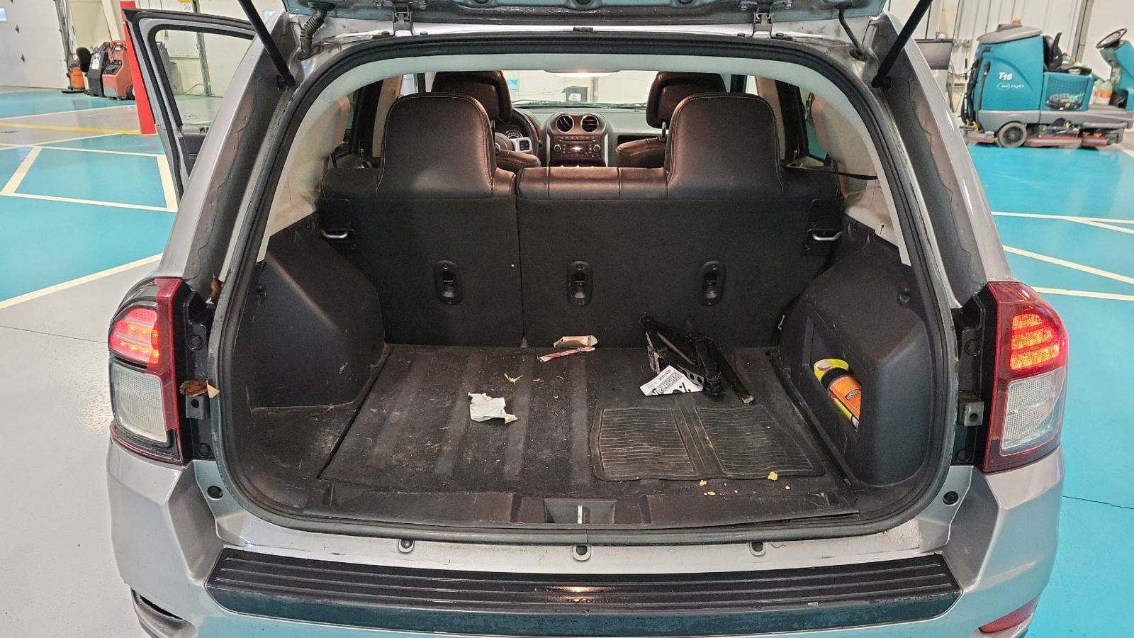 2016 Jeep Compass Latitude FWD