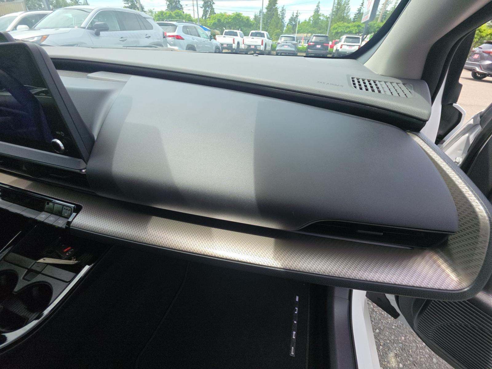 2024 Toyota Prius XLE FWD