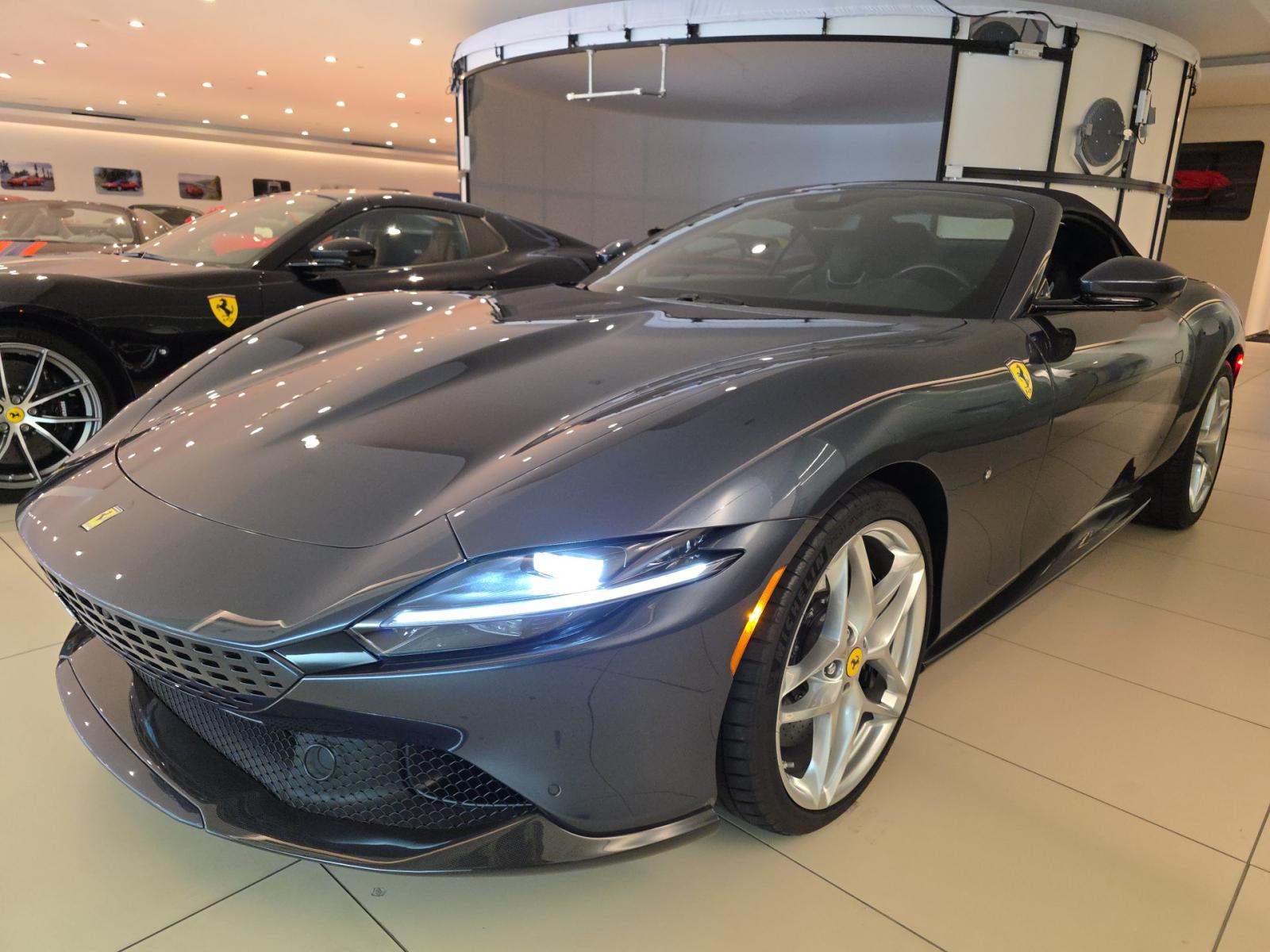 2024 Ferrari Roma Base RWD