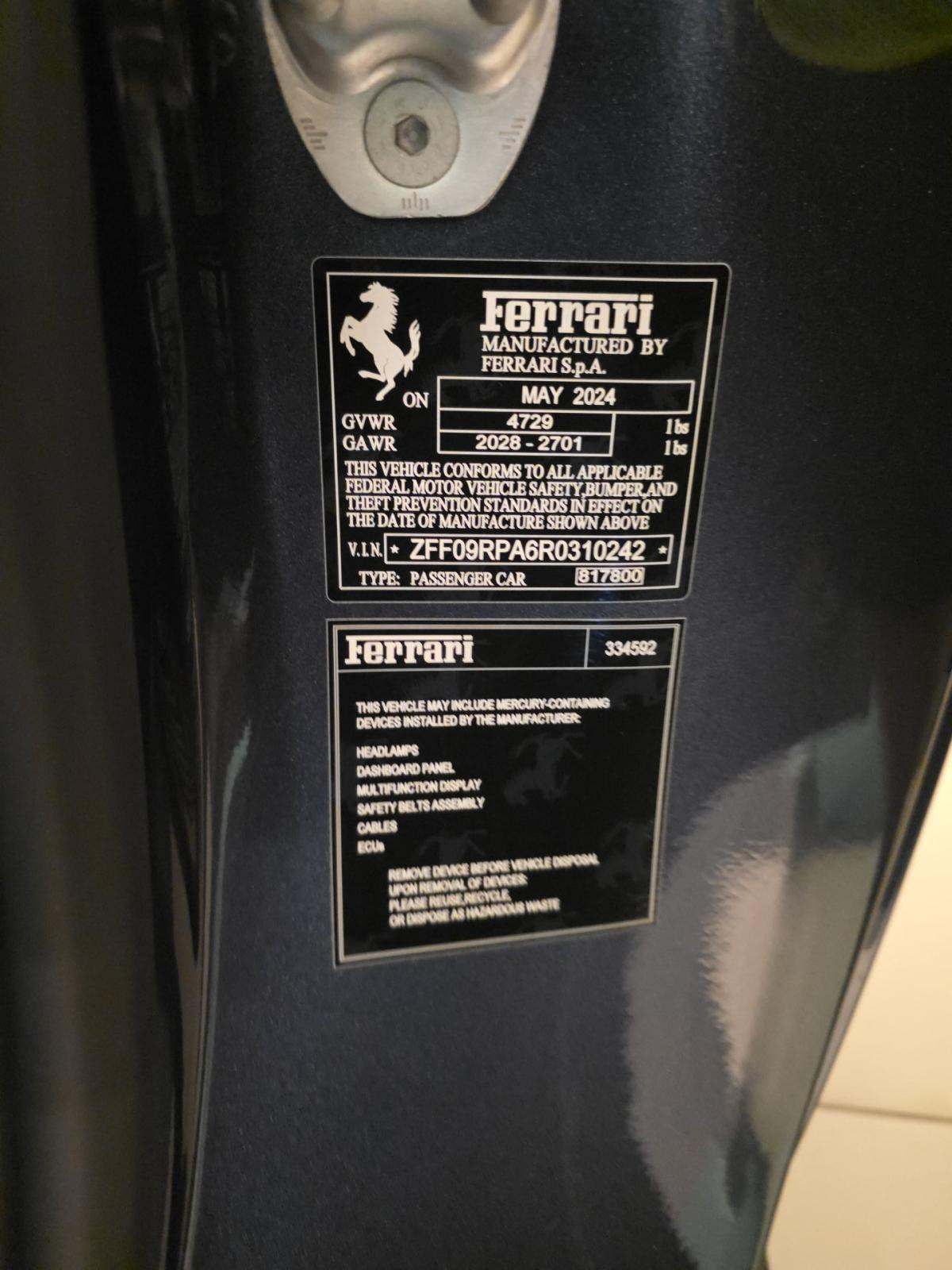 2024 Ferrari Roma Base RWD