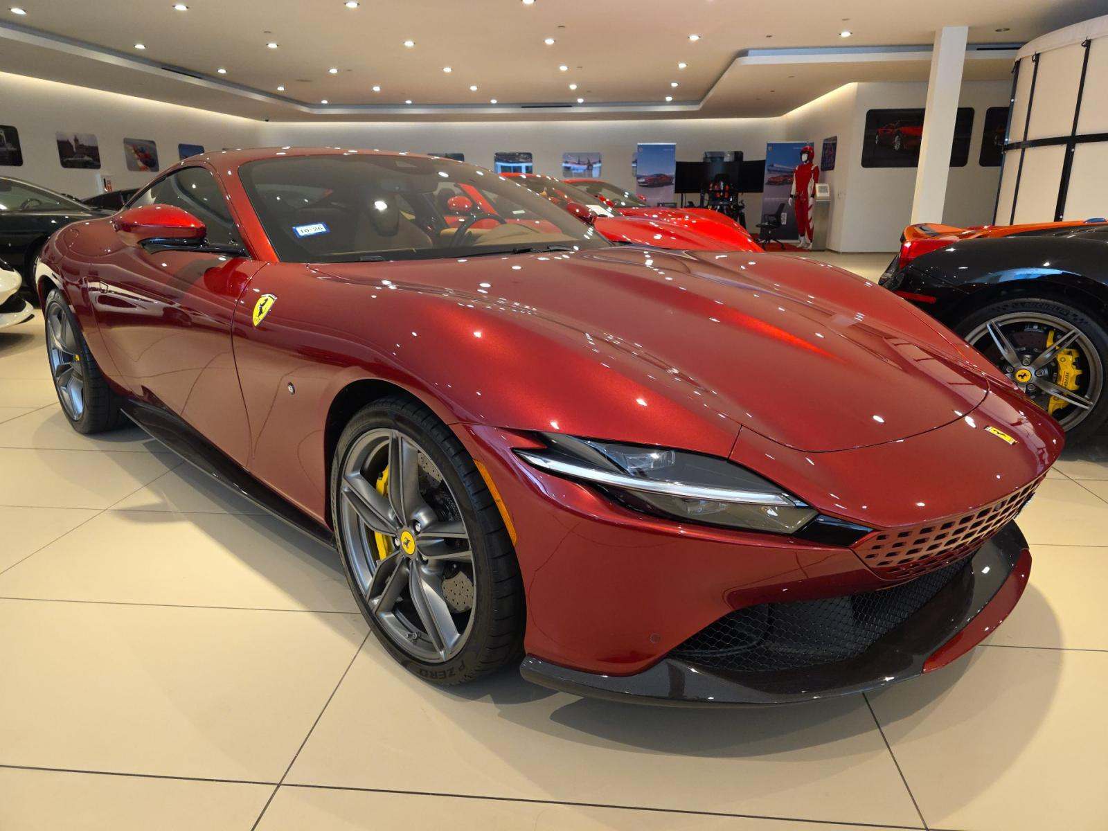 2022 Ferrari Roma Base RWD