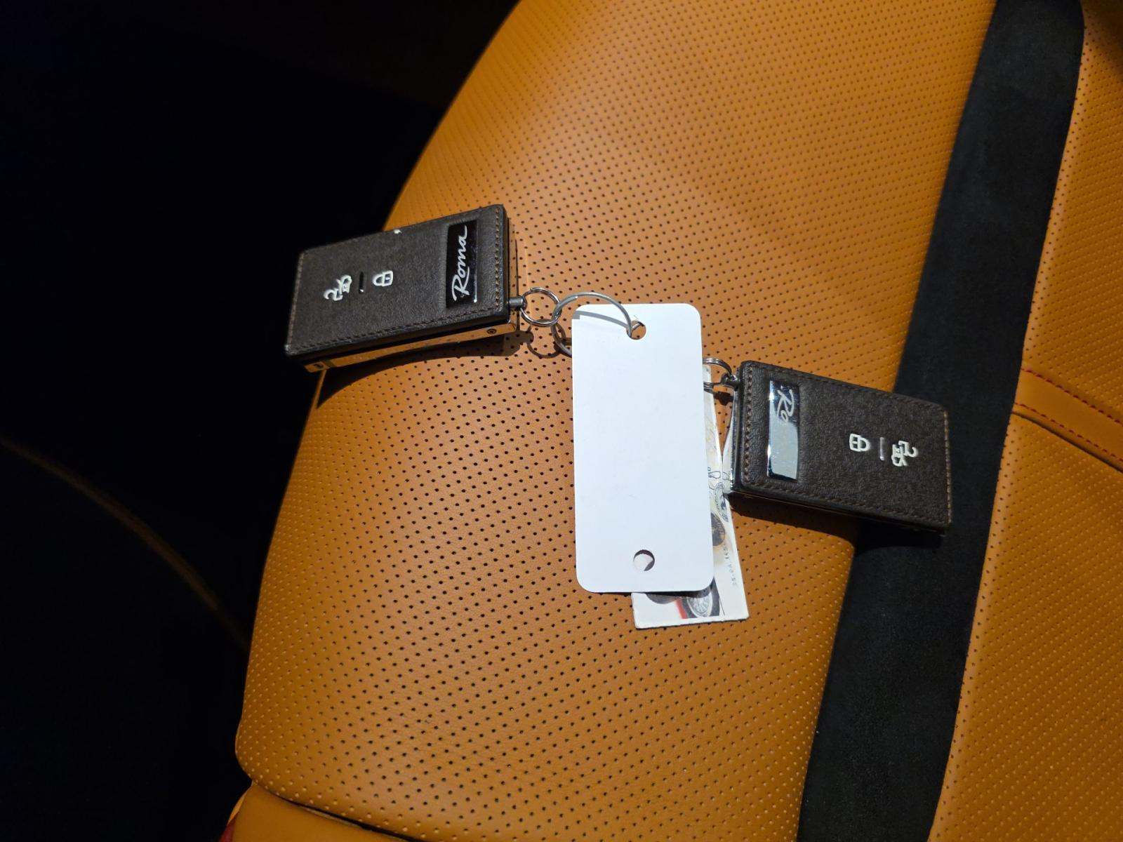 2022 Ferrari Roma Base RWD