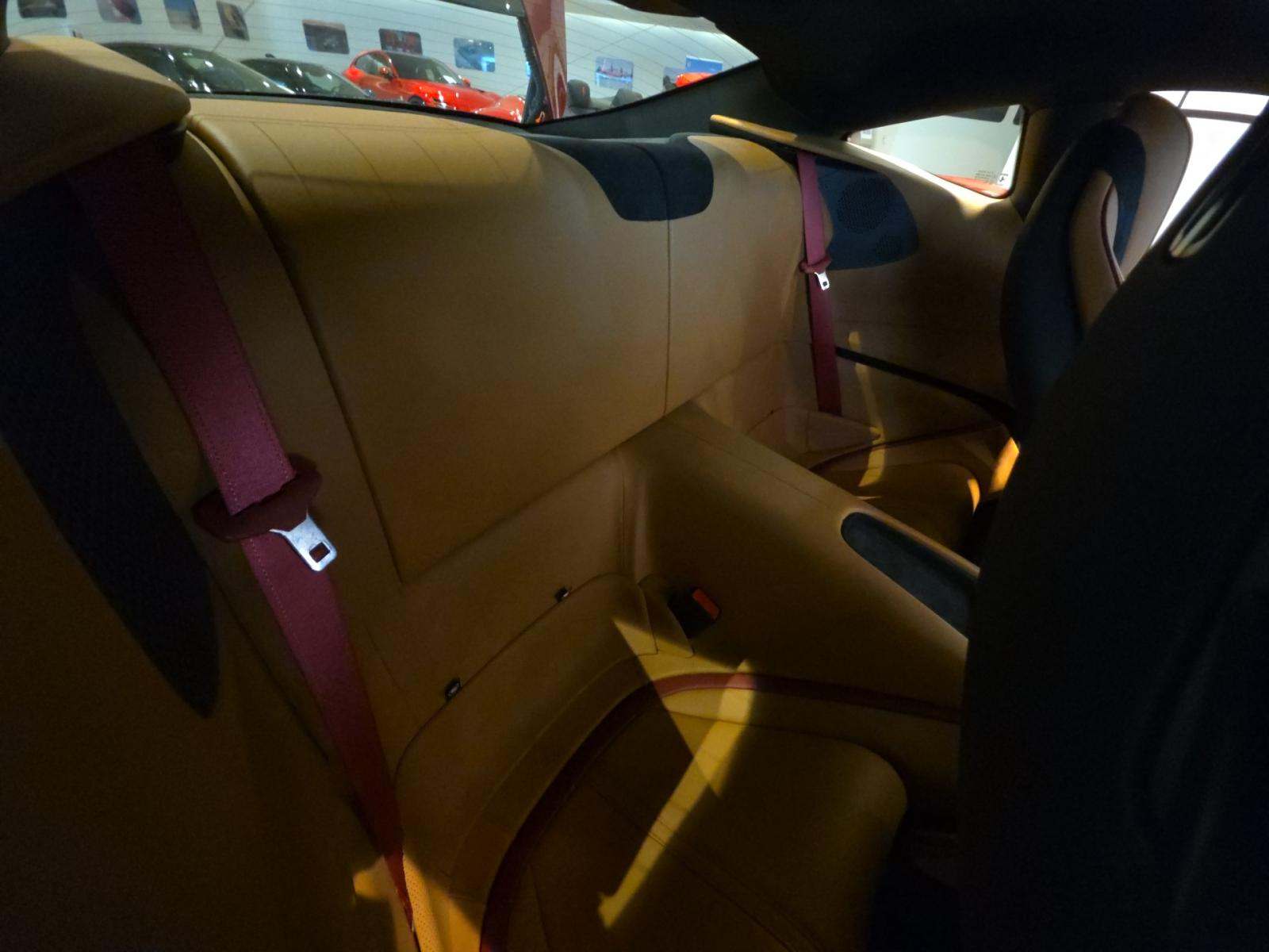 2022 Ferrari Roma Base RWD