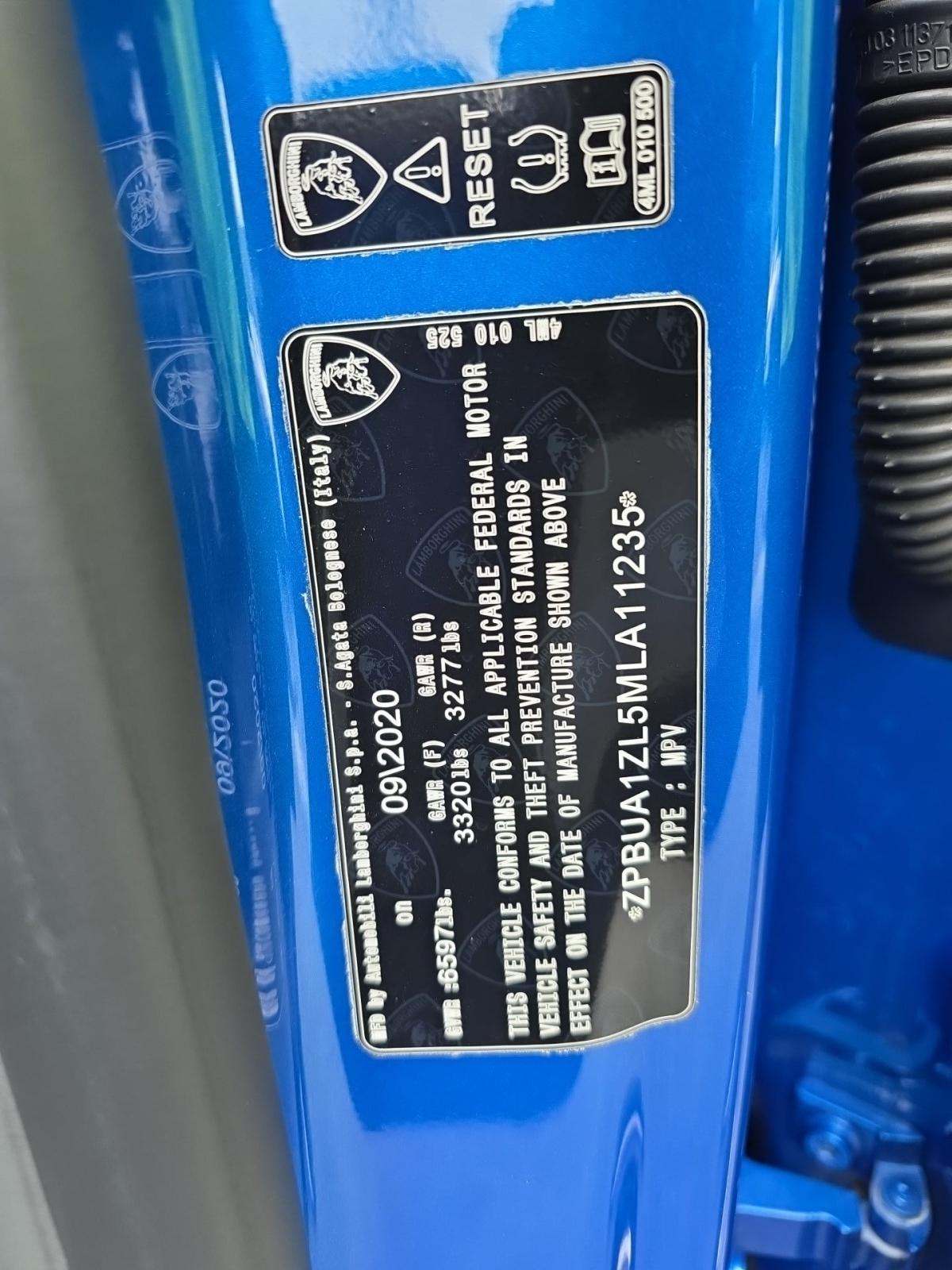 2021 Lamborghini Urus Base AWD