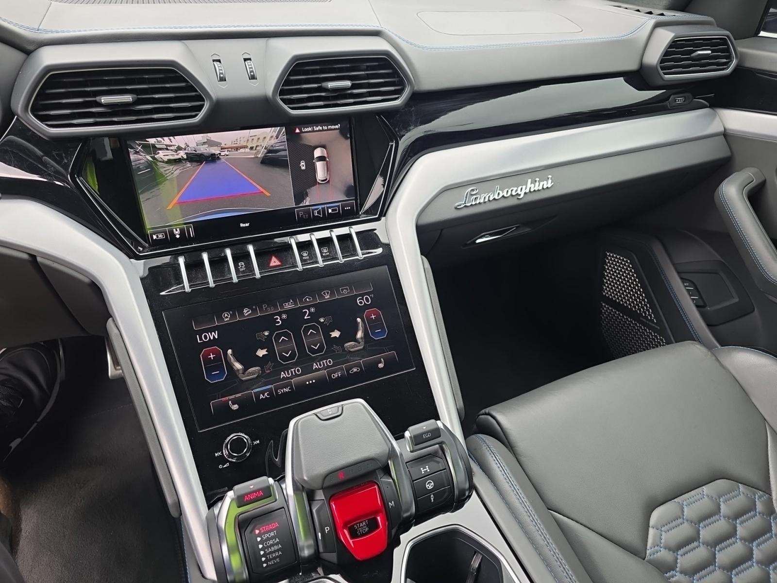 2021 Lamborghini Urus Base AWD