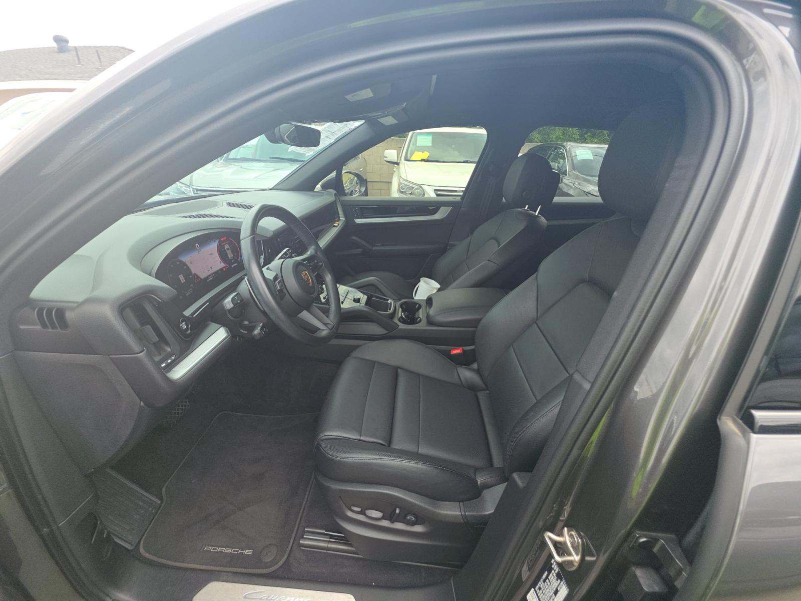PORSCHE CAYENNE - 6