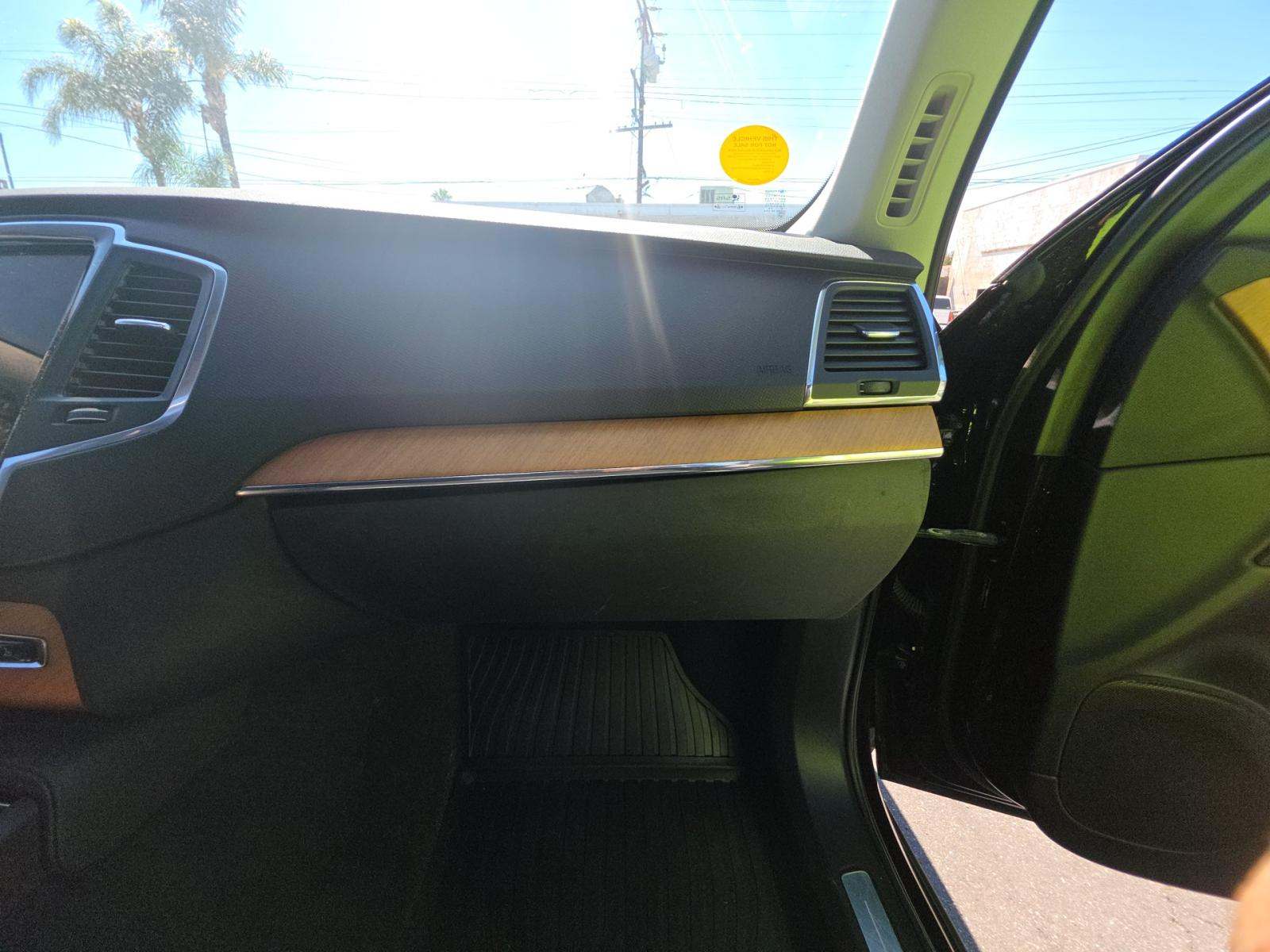 2021 Volvo XC90 Recharge T8 Inscription Expression AWD