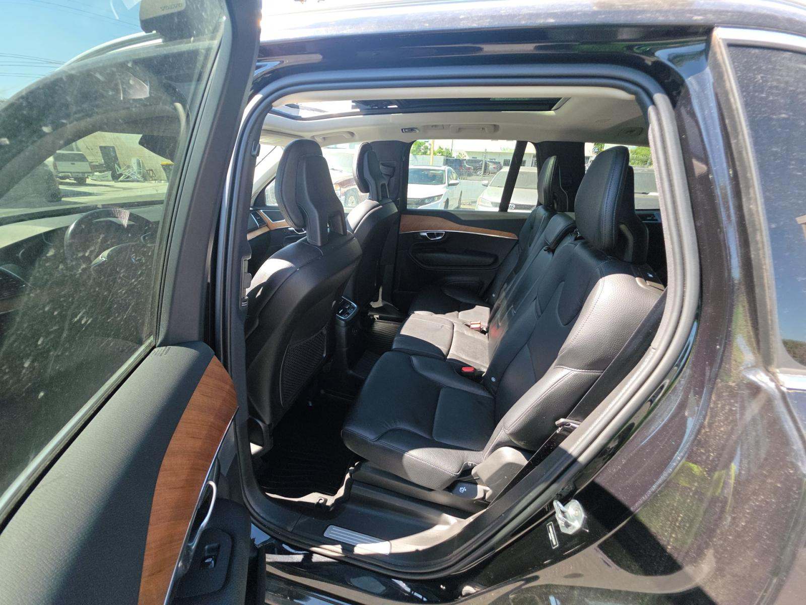 2021 Volvo XC90 Recharge T8 Inscription Expression AWD