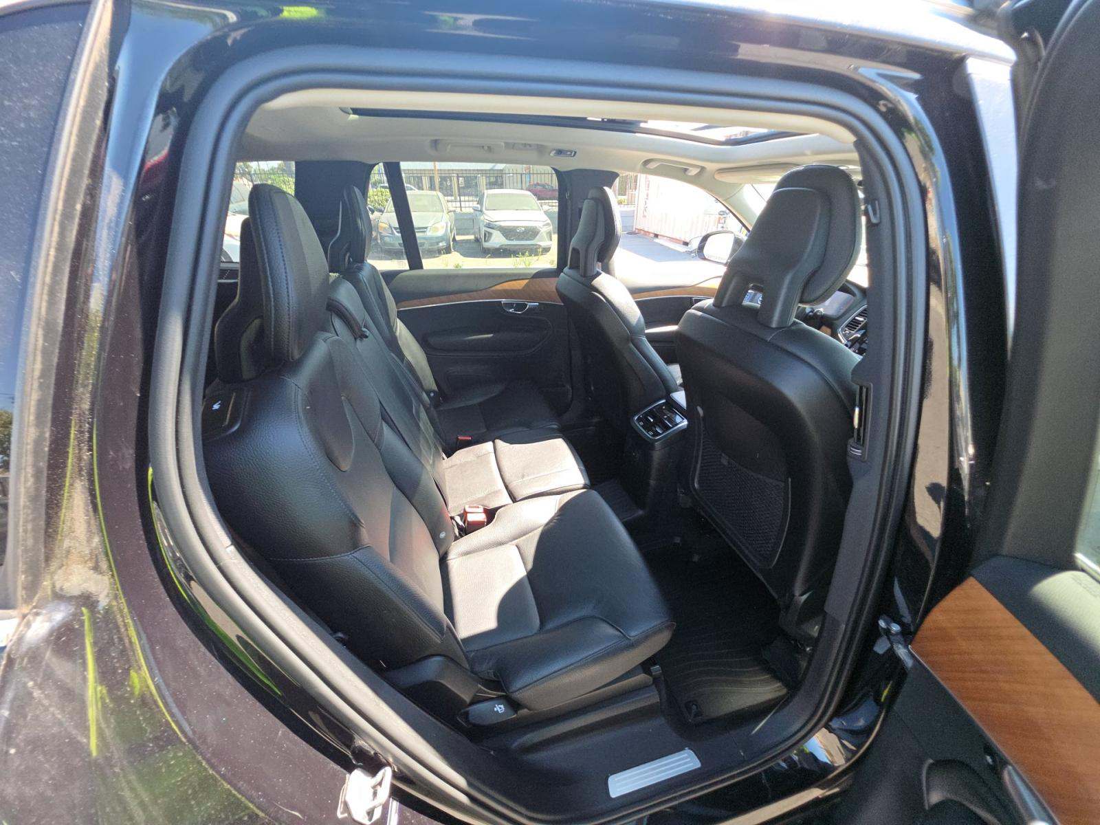 2021 Volvo XC90 Recharge T8 Inscription Expression AWD