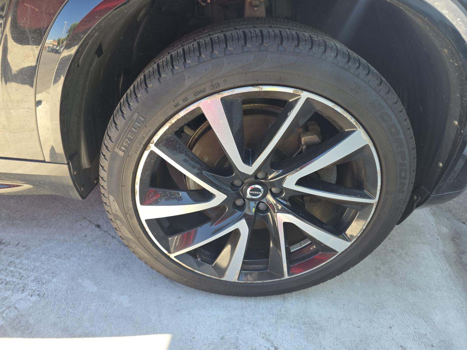 2021 Volvo XC90 Recharge T8 Inscription Expression AWD