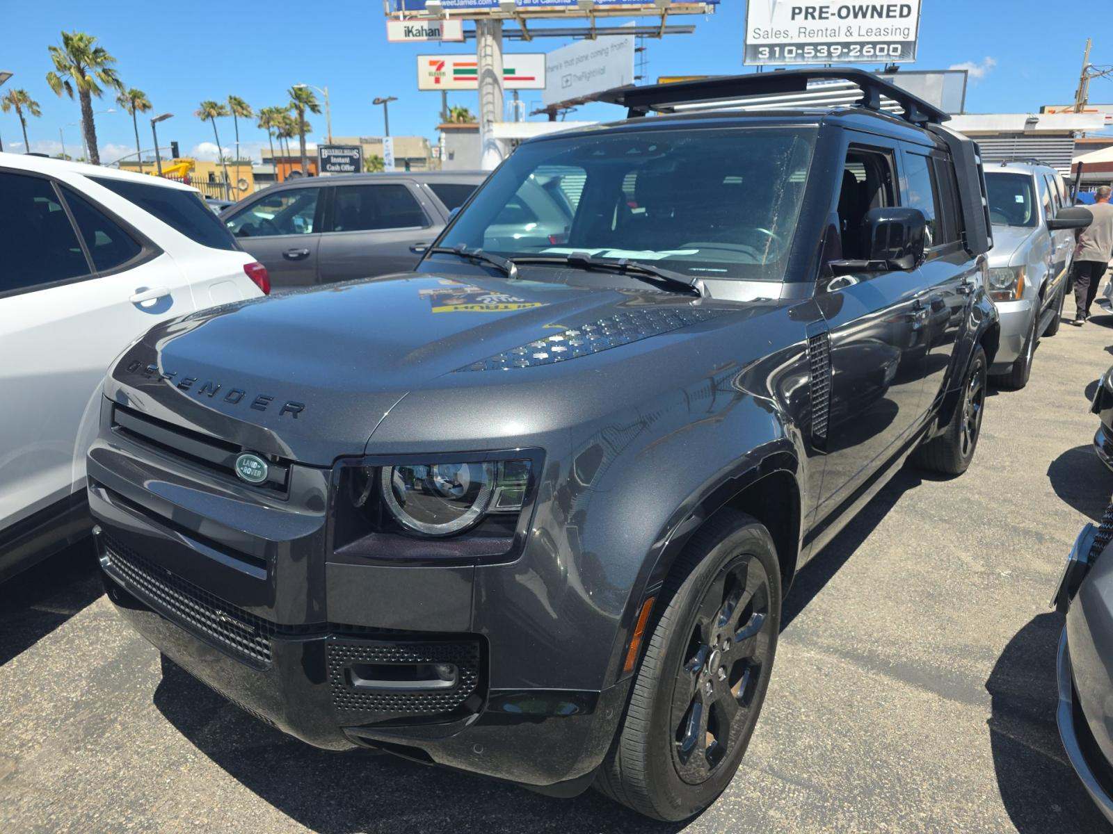 2023 Land Rover Defender 110 X-Dynamic SE AWD