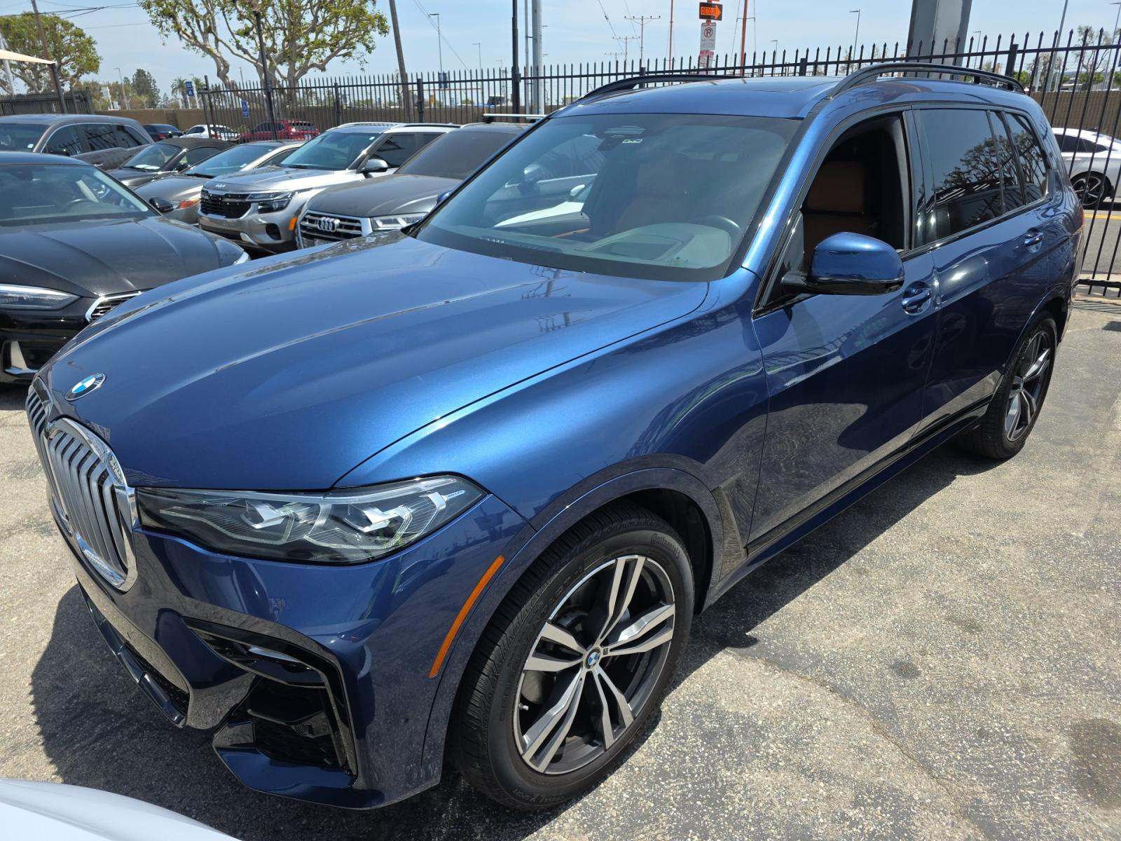 2022 BMW X7 xDrive40i AWD