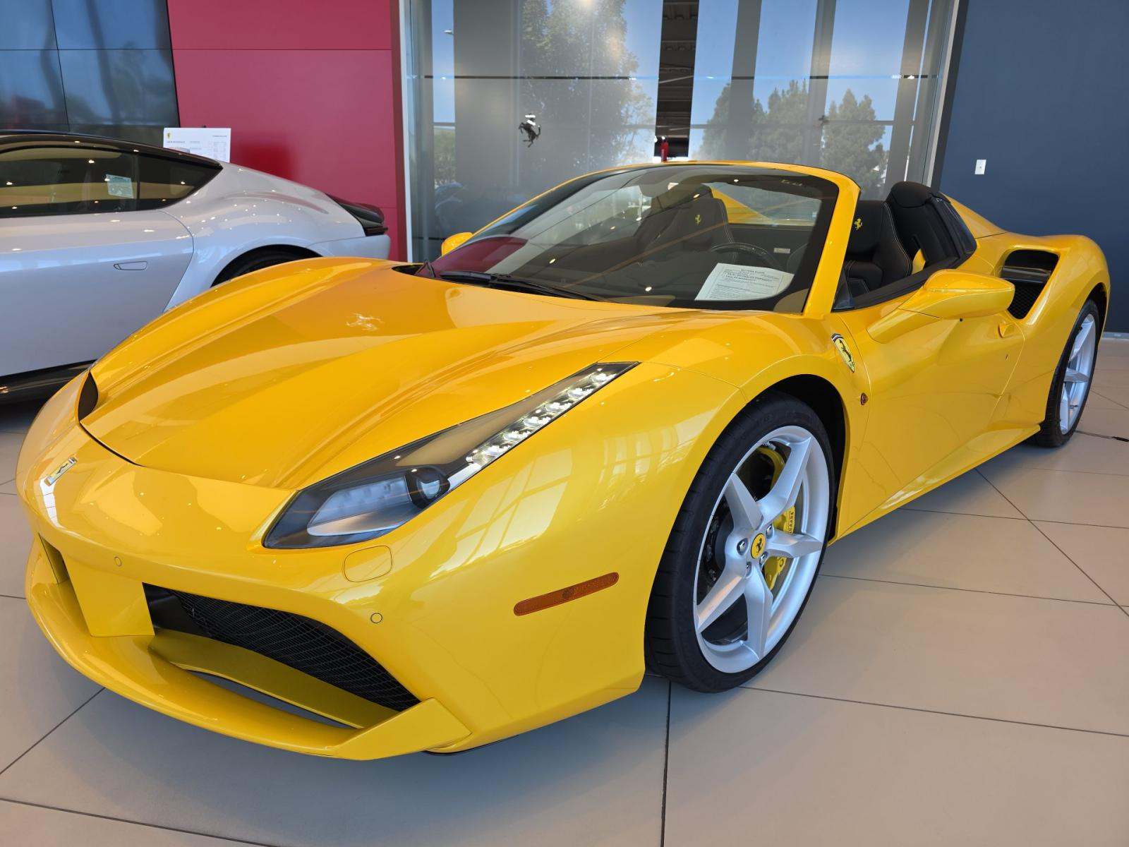 2019 Ferrari 488 Base RWD