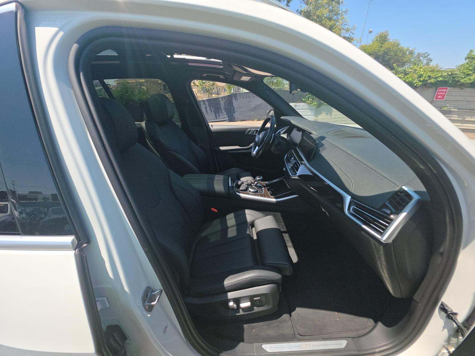 2021 BMW X5 sDrive40i RWD