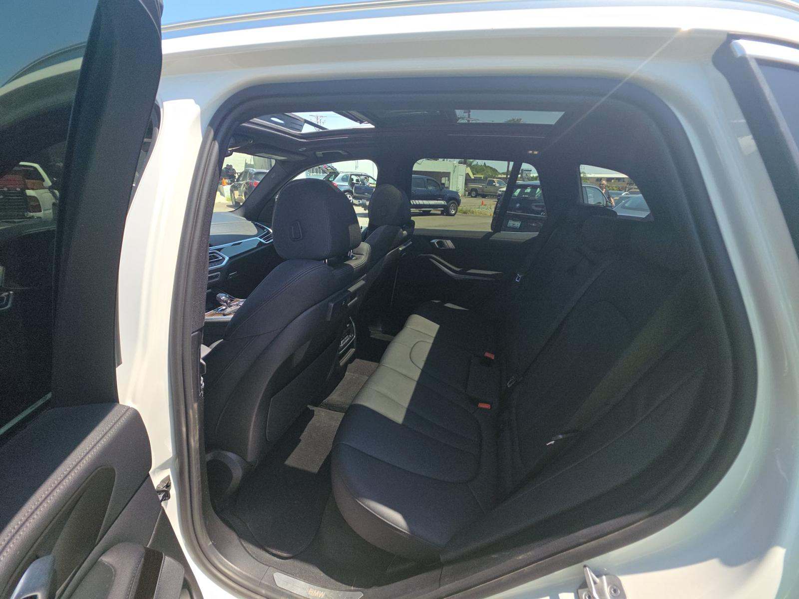 2021 BMW X5 sDrive40i RWD