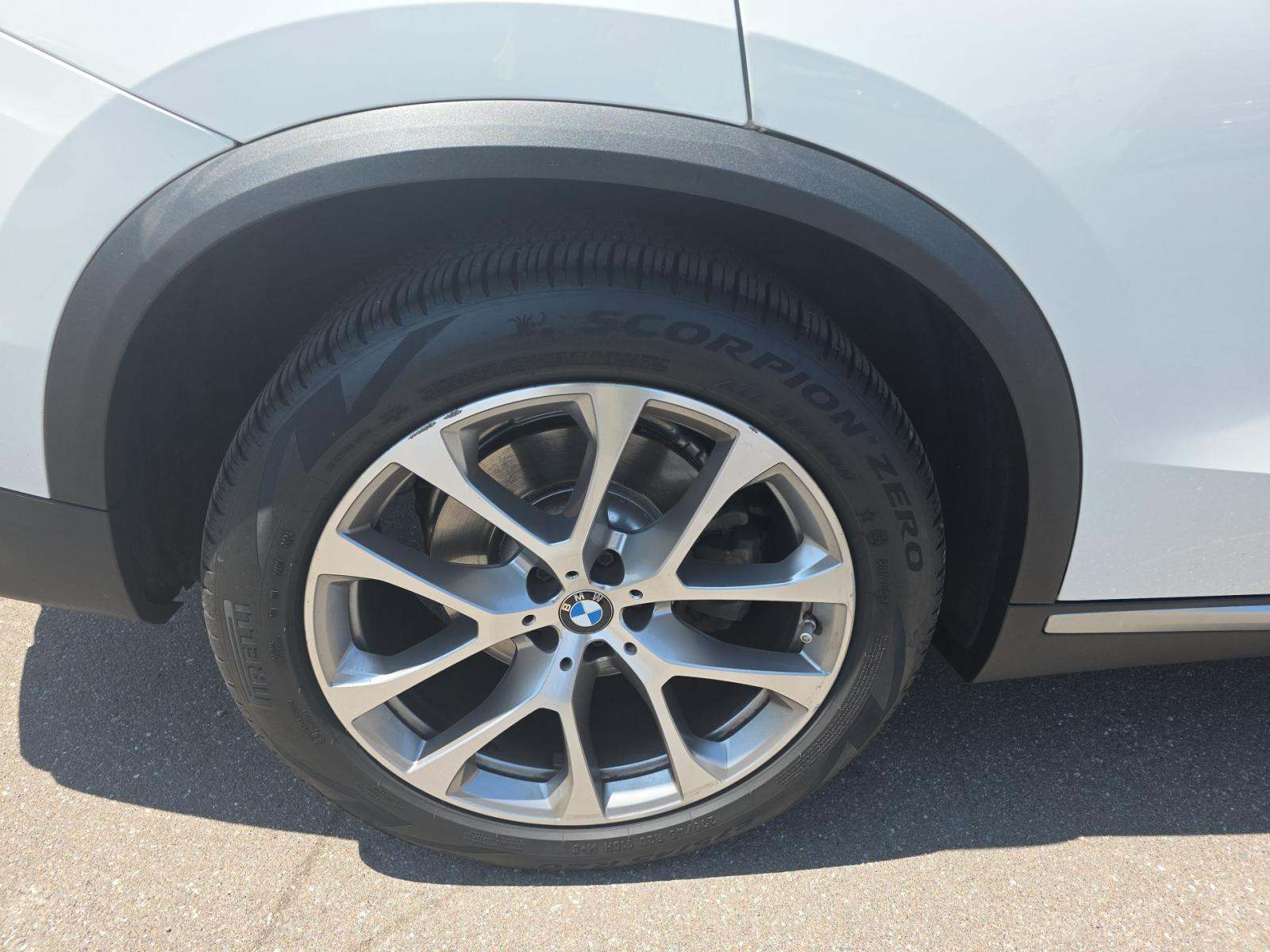 2021 BMW X5 sDrive40i RWD