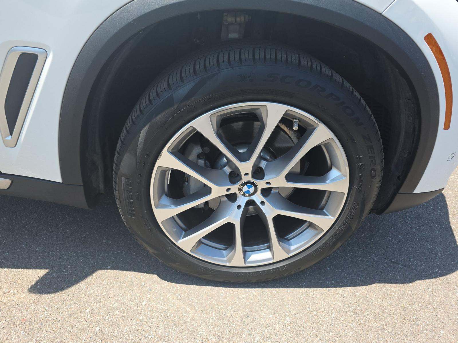 2021 BMW X5 sDrive40i RWD