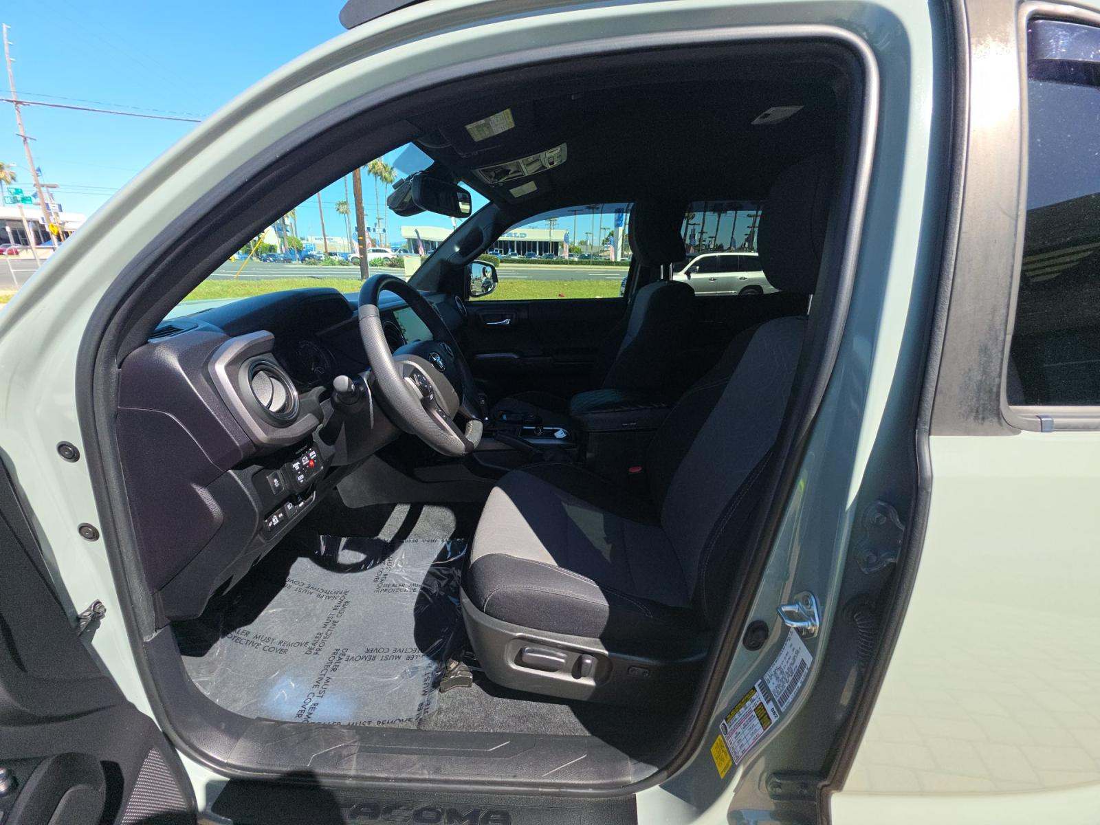 2023 Toyota Tacoma TRD Off-Road AWD