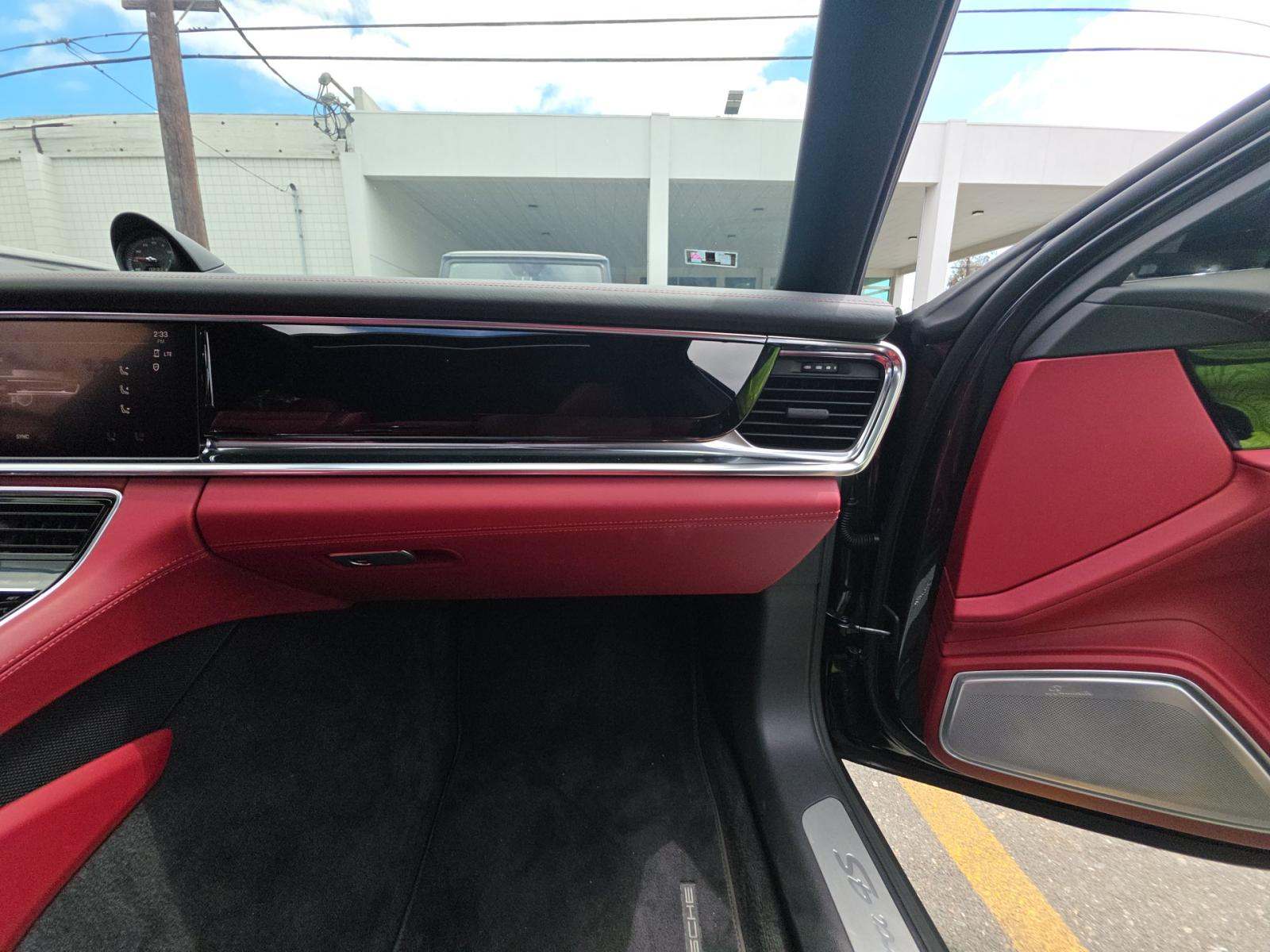 2022 Porsche Panamera 4S AWD
