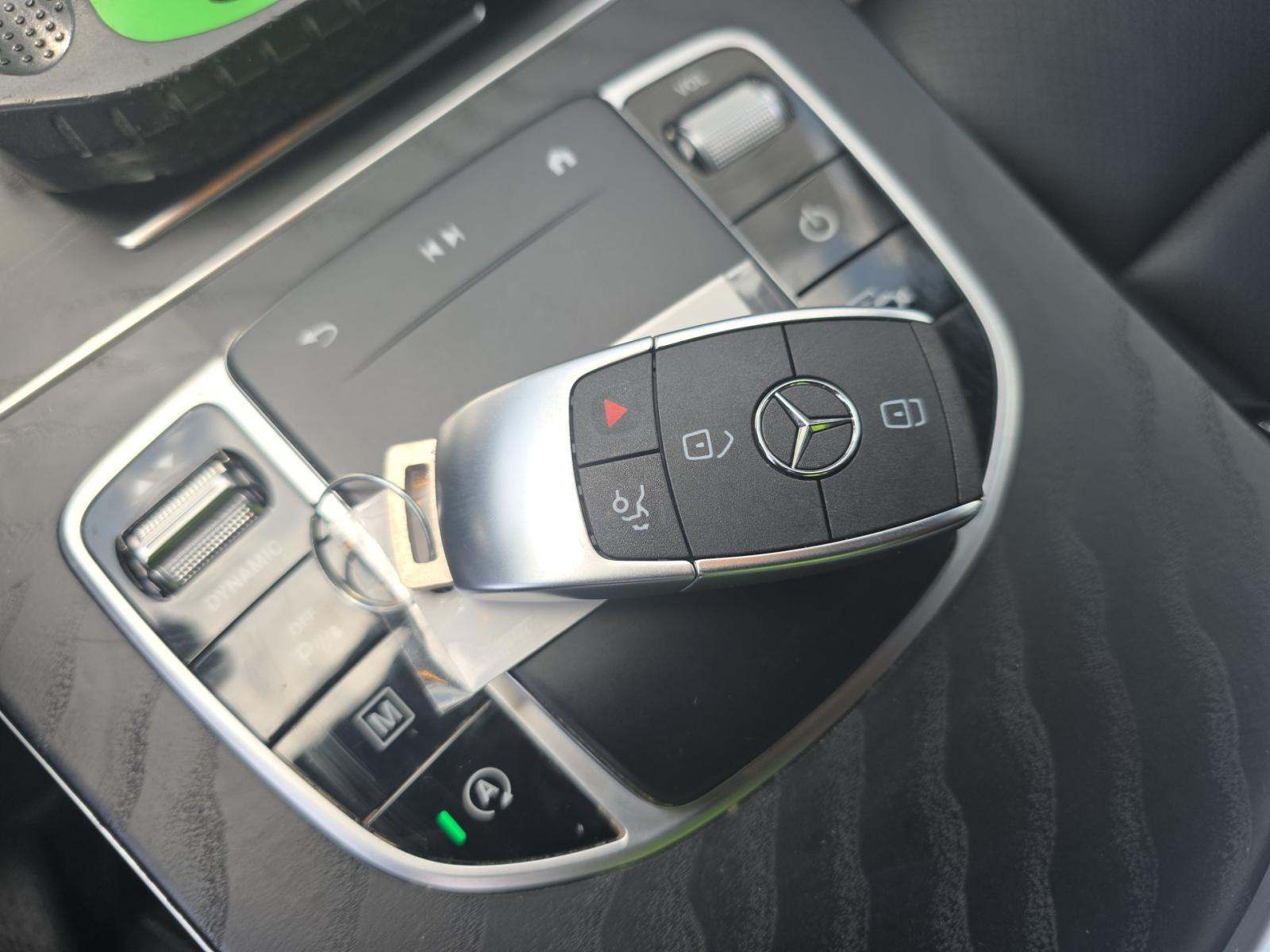 2021 Mercedes-Benz GLC GLC 300 RWD