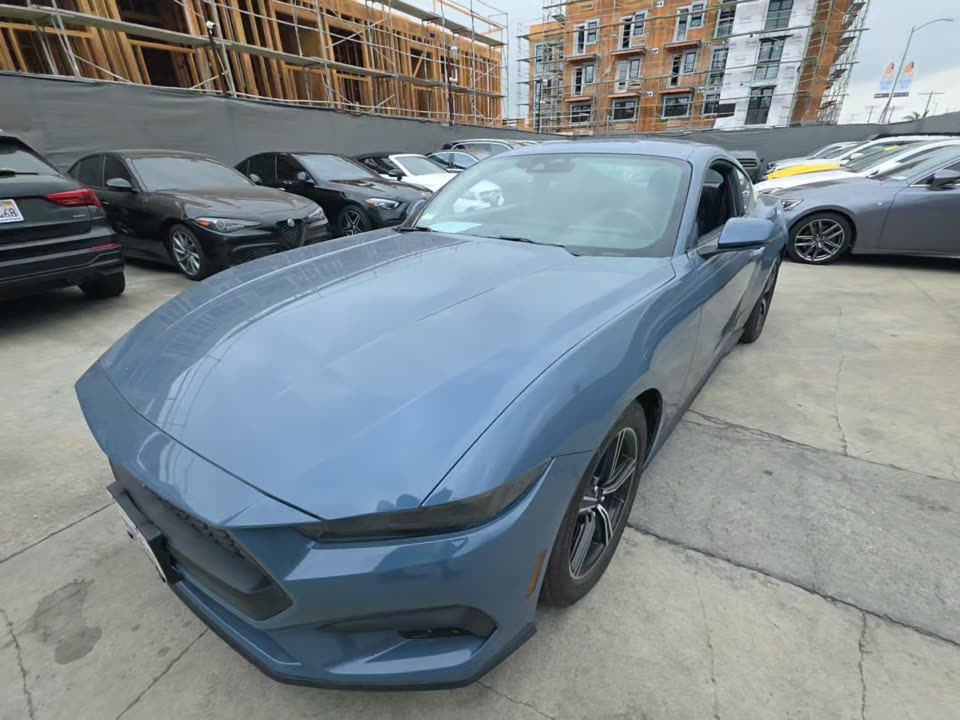 2025 Ford Mustang EcoBoost RWD