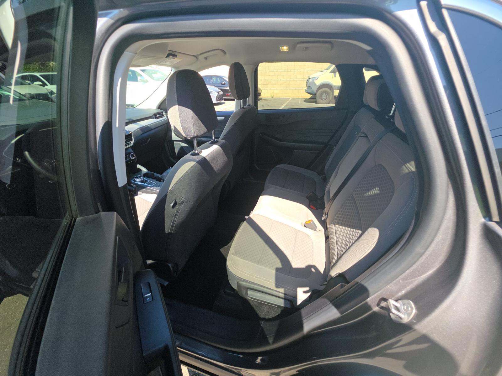 2022 Ford Escape SE FWD