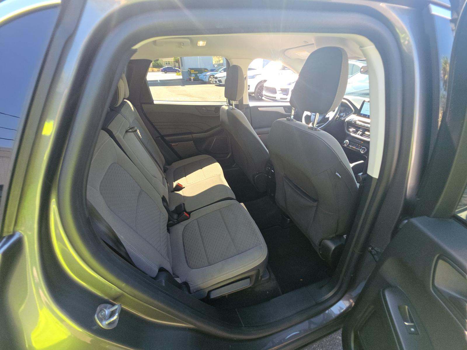 2022 Ford Escape SE FWD
