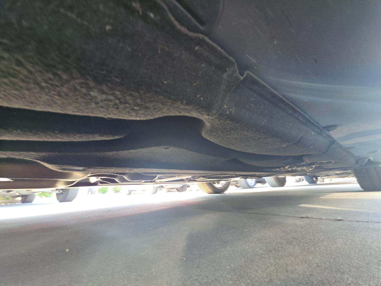 MERCEDES-BENZ E-CLASS - 6