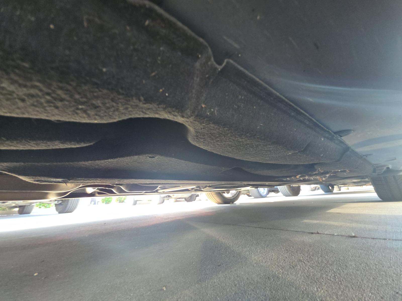 MERCEDES-BENZ E-CLASS - 7