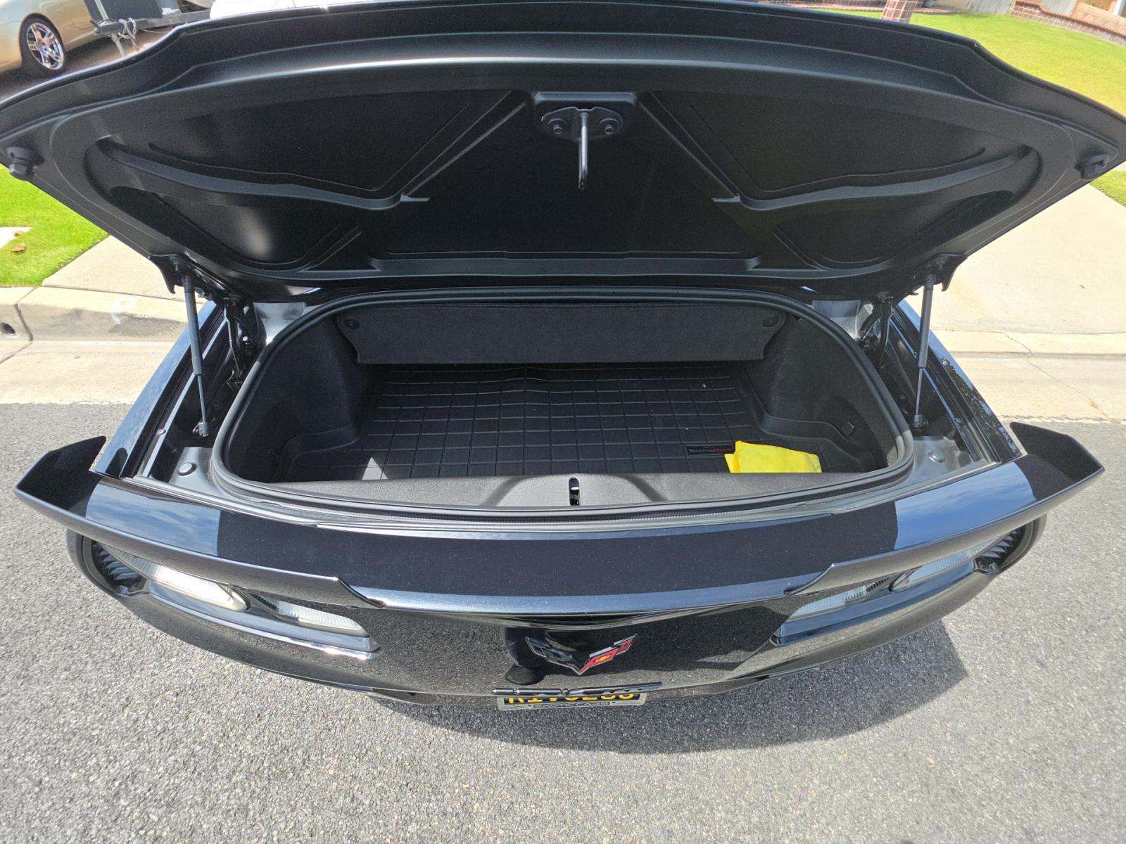 CHEVROLET CORVETTE - 9