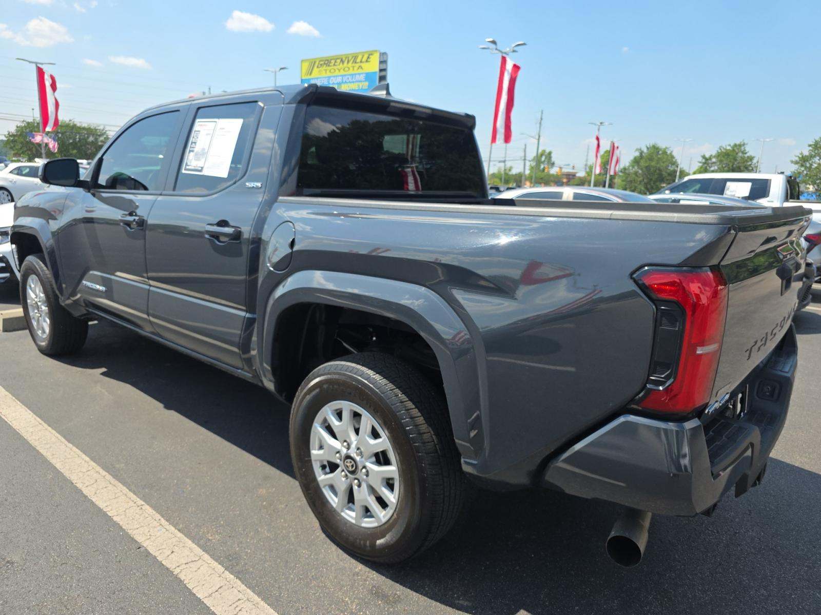 2024 Toyota Tacoma SR5 AWD