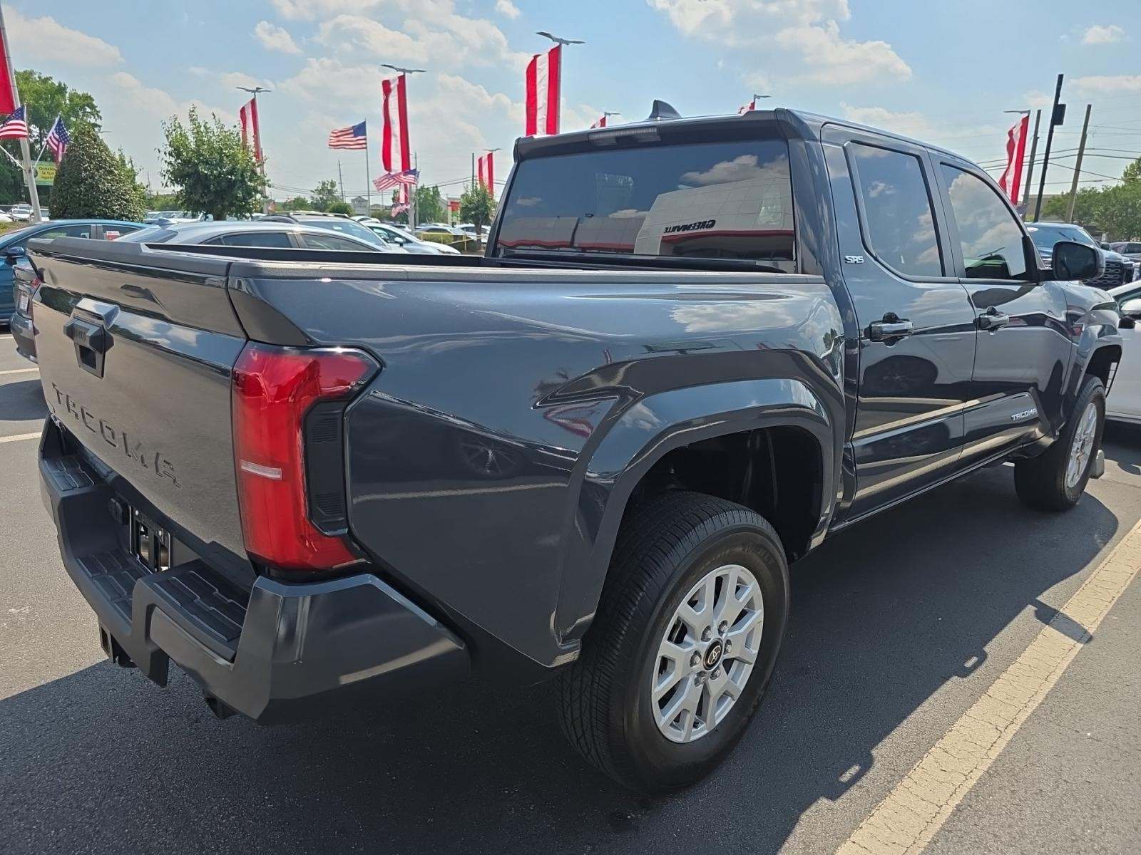2024 Toyota Tacoma SR5 AWD