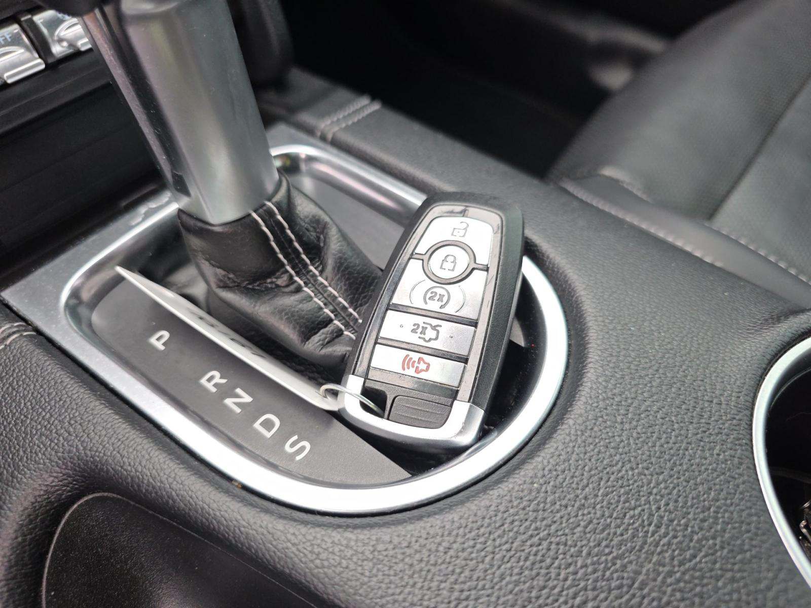 2022 Ford Mustang EcoBoost Premium RWD