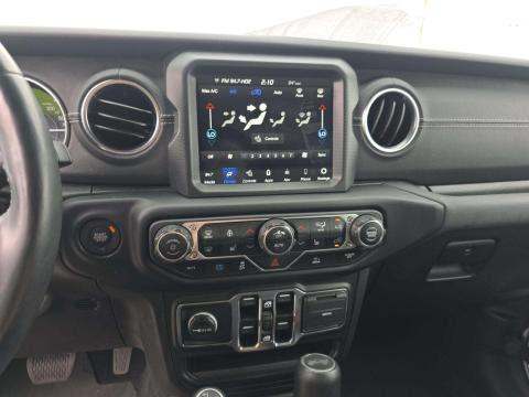 JEEP 4XE SAHARA - 6