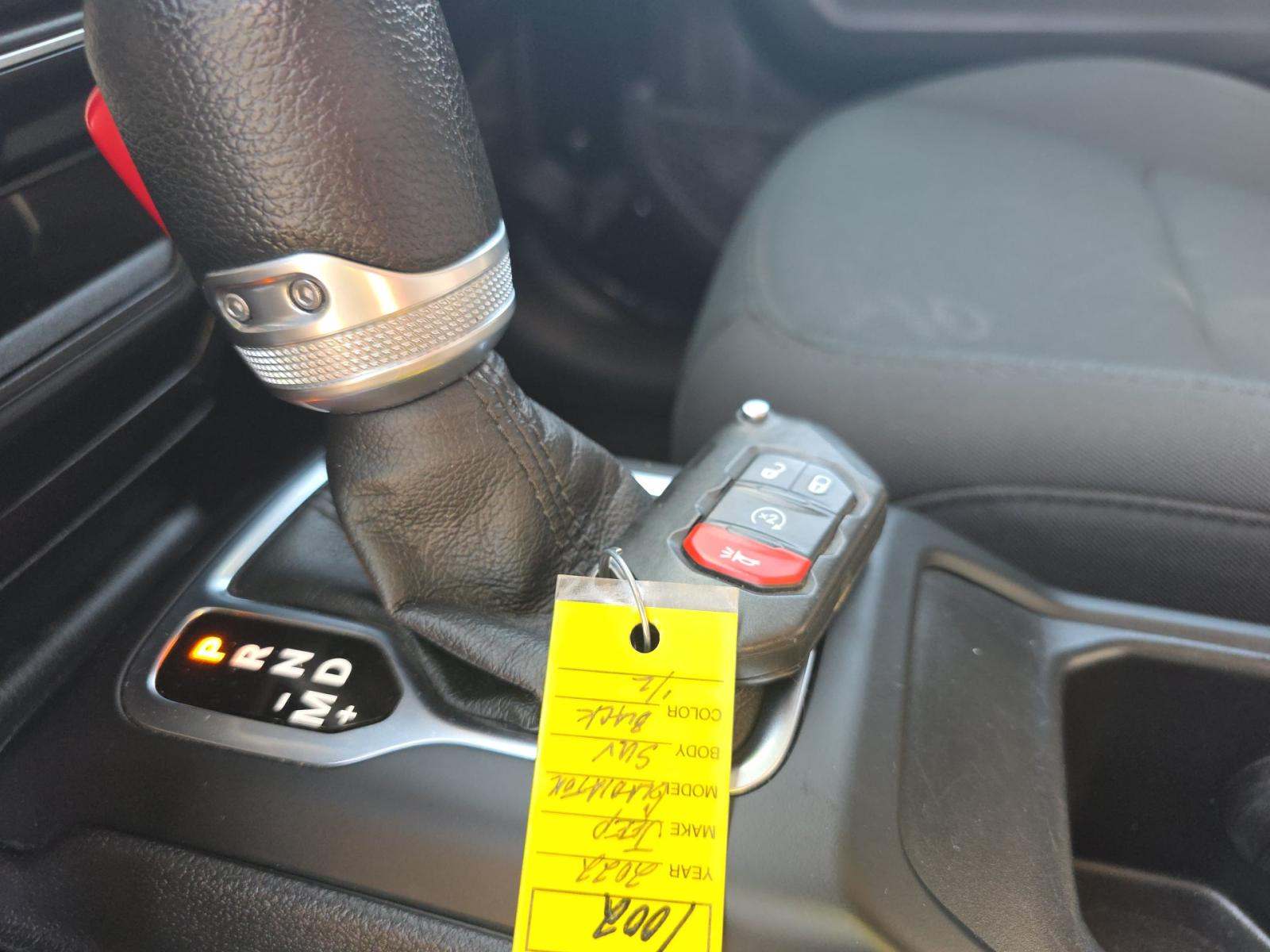 JEEP SPORT ALTITUDE - 4