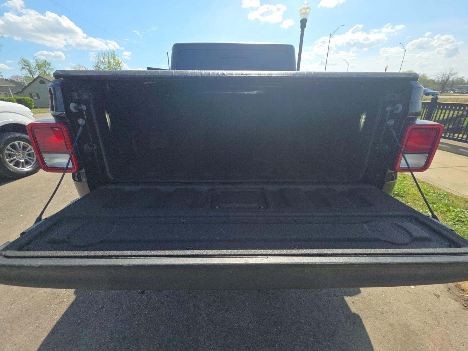 JEEP SPORT ALTITUDE - 10