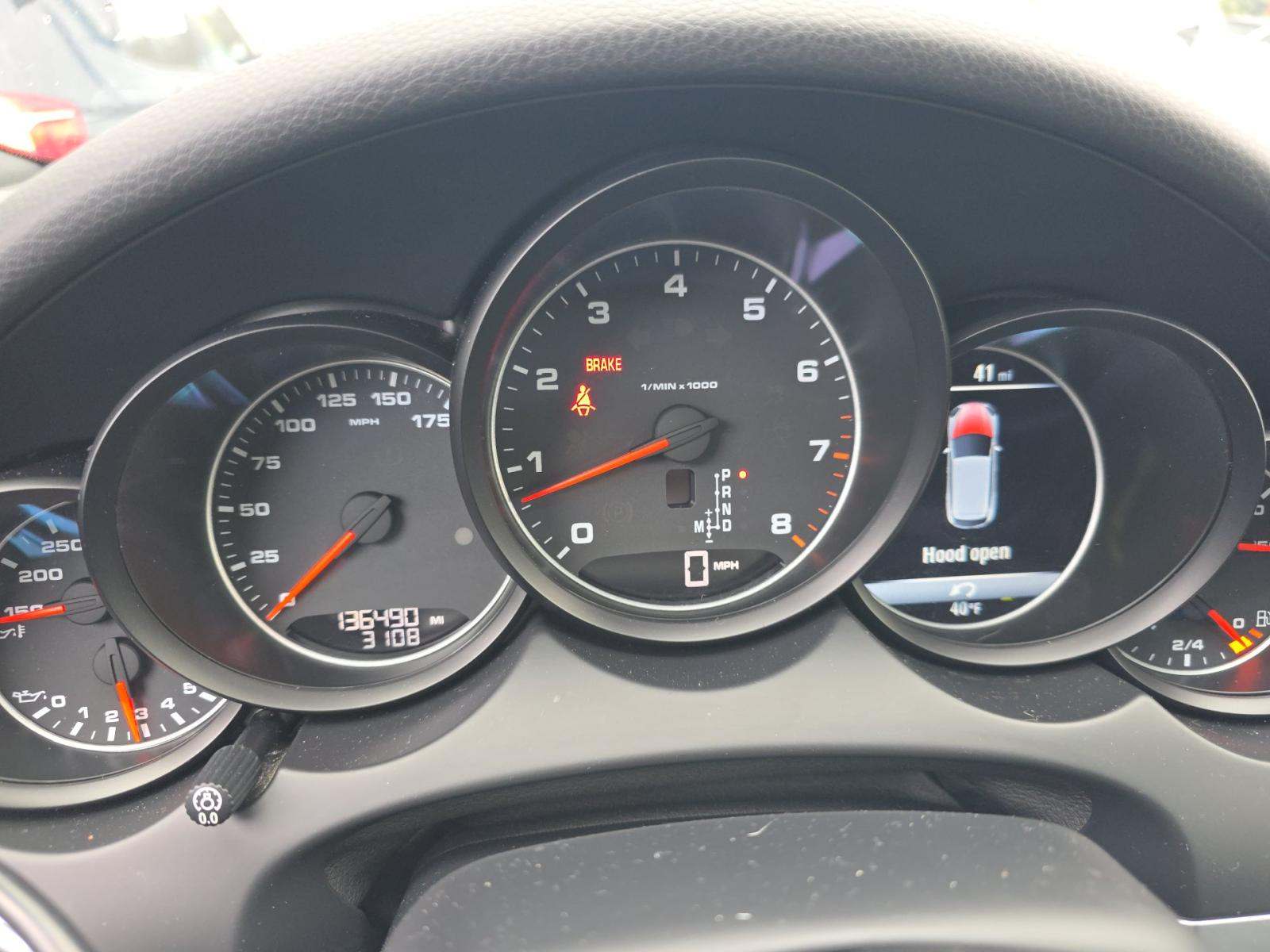 PORSCHE CAYENNE - 9
