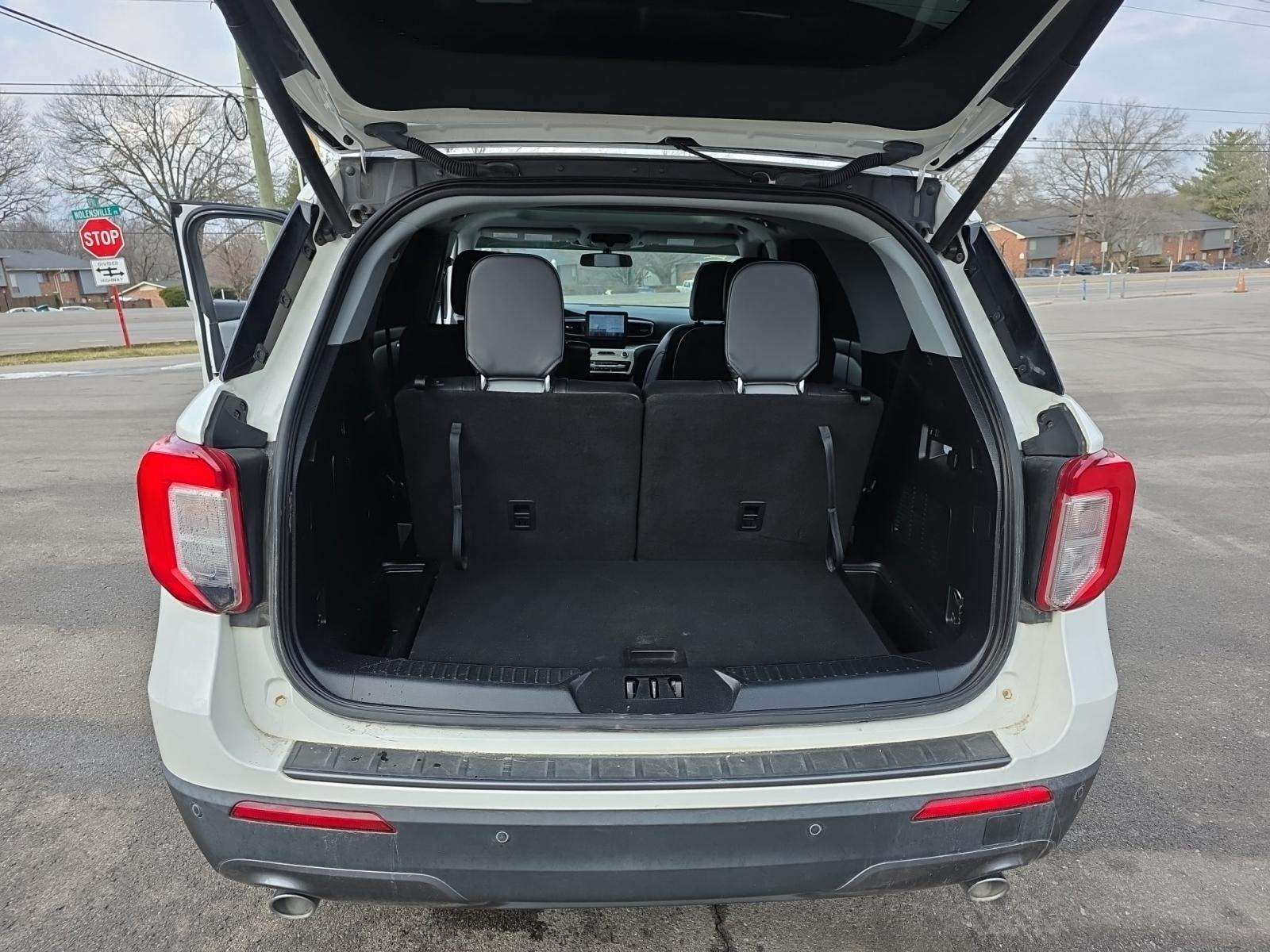 2021 Ford Explorer XLT RWD