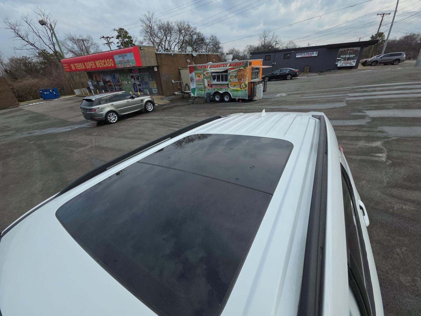 2021 Ford Explorer XLT RWD